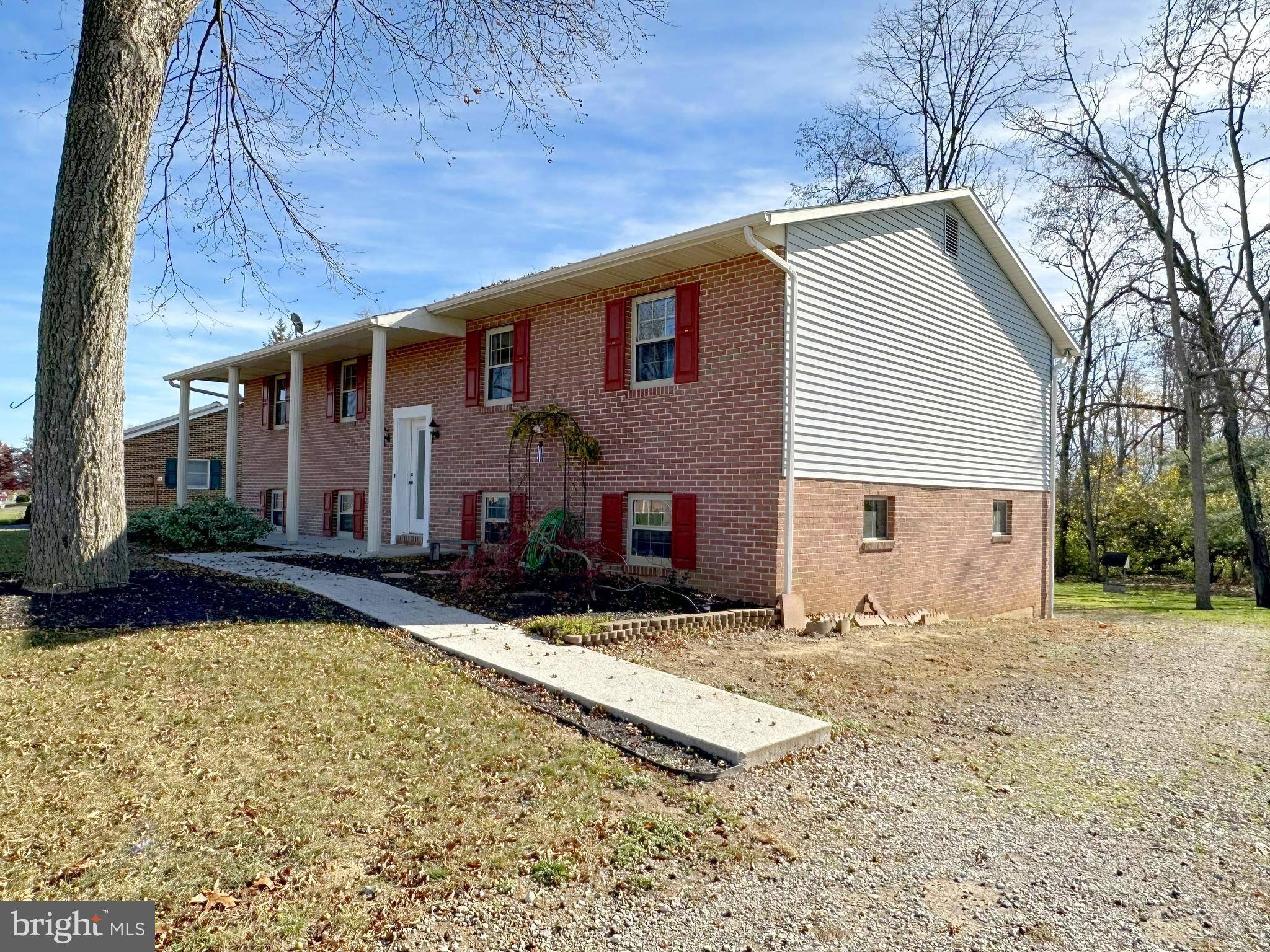 Waynesboro, PA 17268,1116 REDWOOD DRIVE