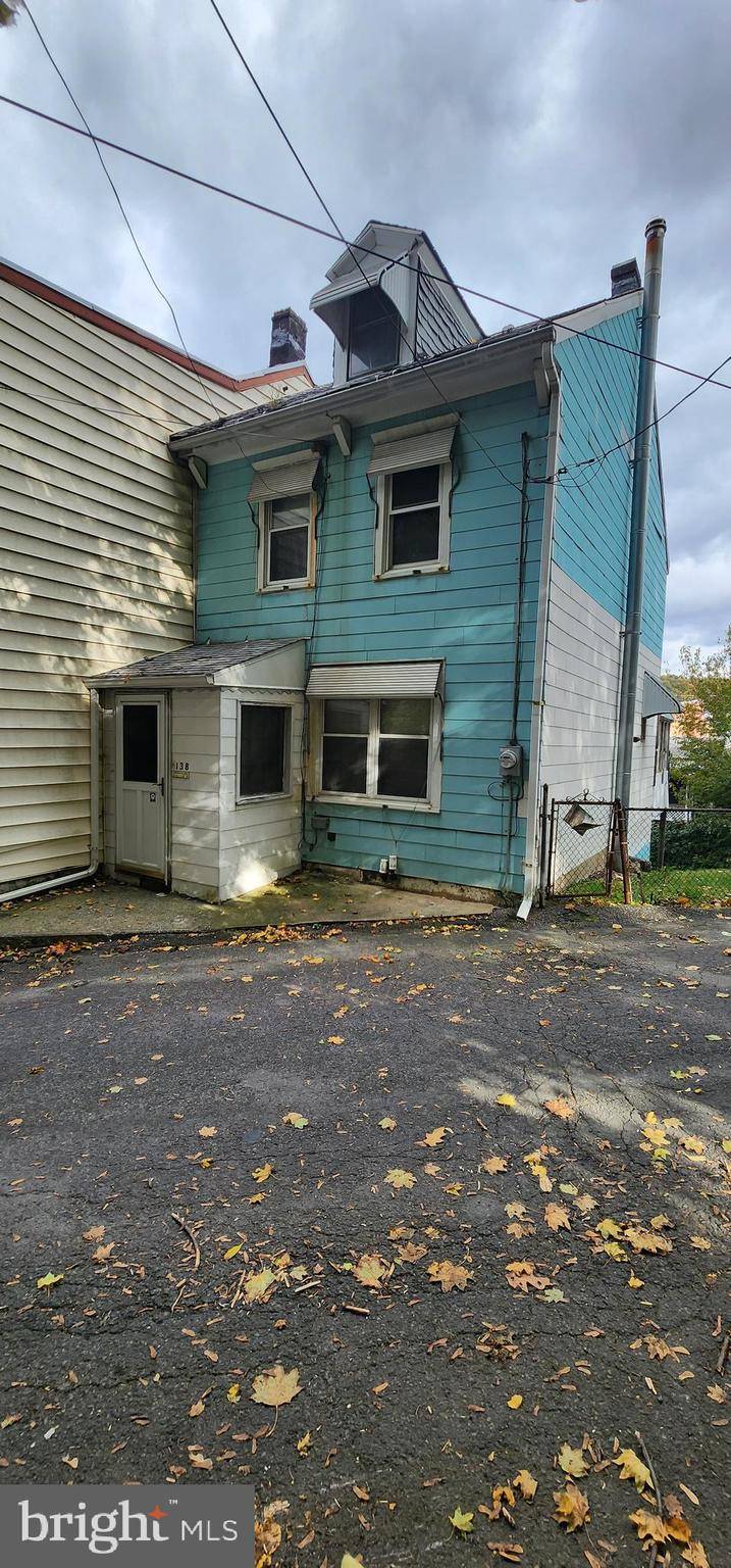 Minersville, PA 17954,138 E LAUREL ST