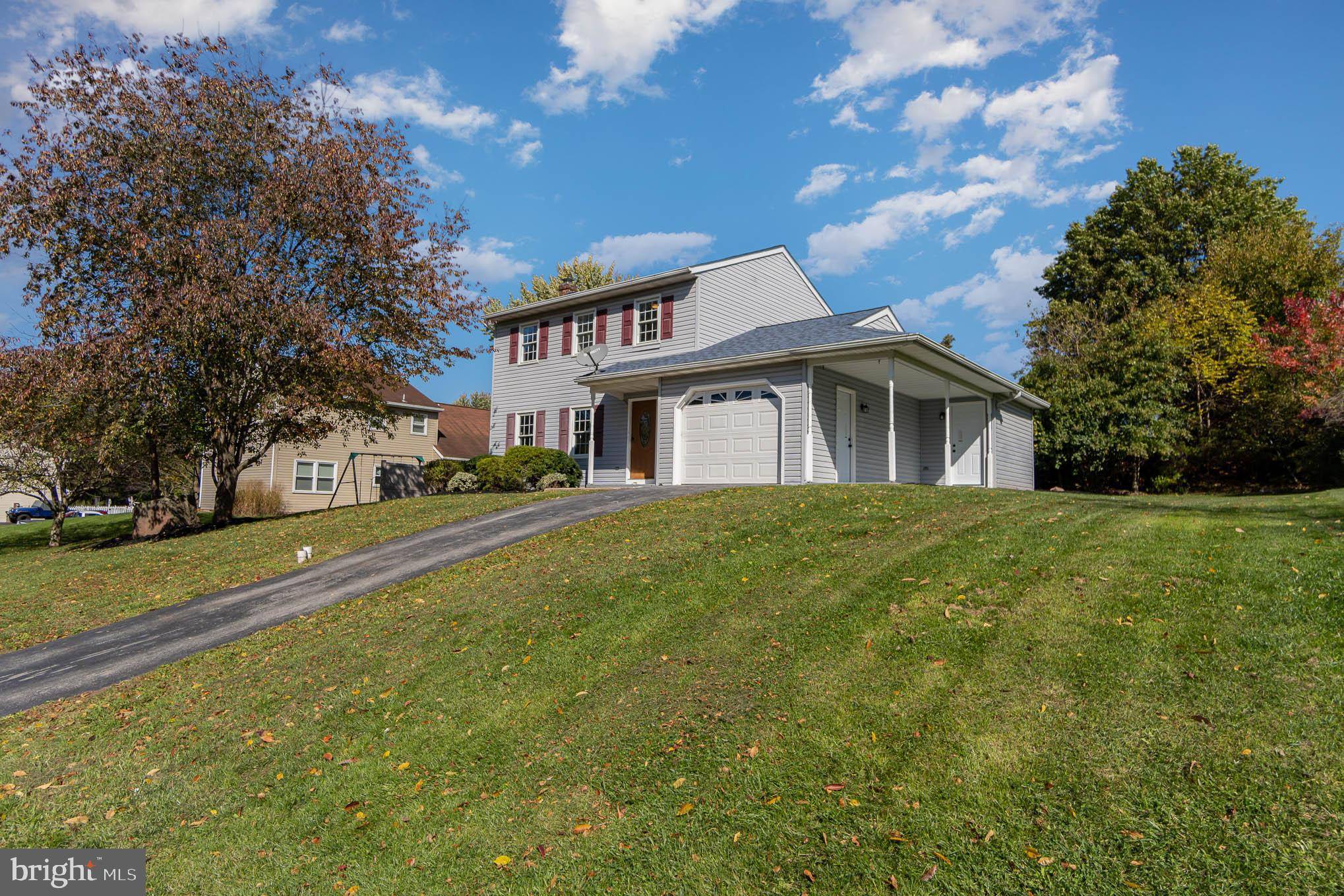 Stevens, PA 17578,14 INGHAM DR