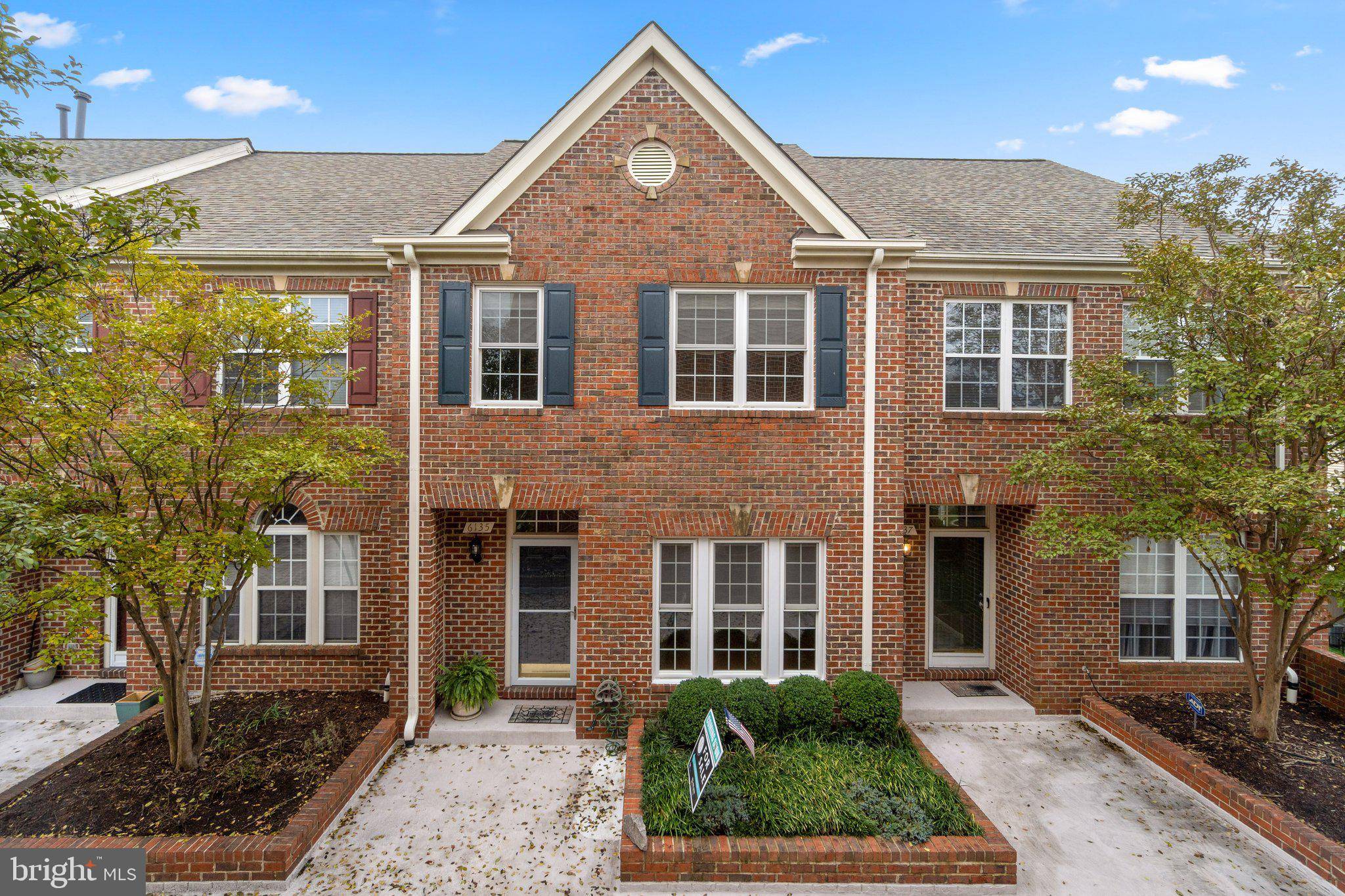 Falls Church, VA 22041,6135 MADISON CREST CT