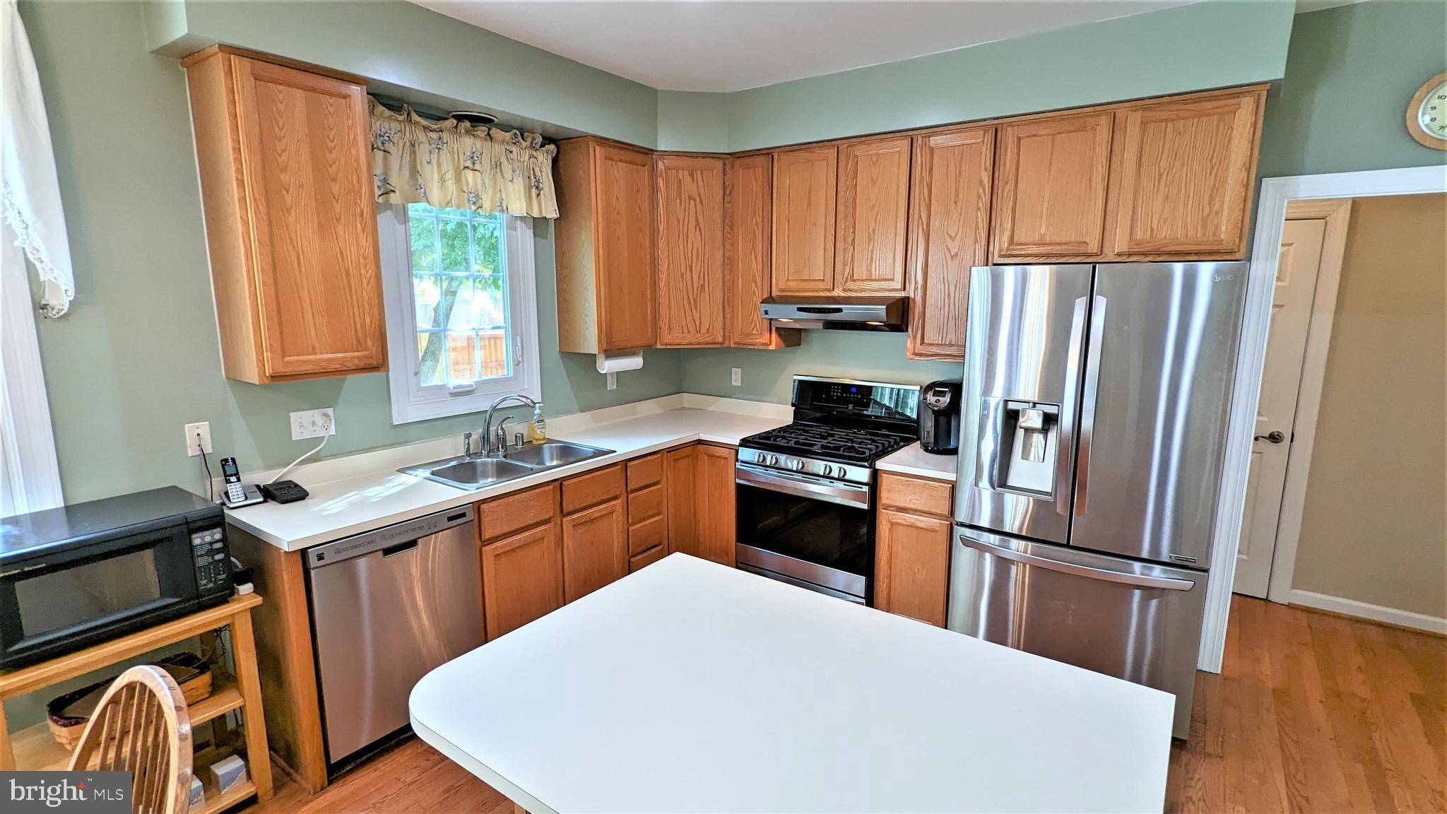 Centreville, VA 20121,14422 TRACY SCHAR LN