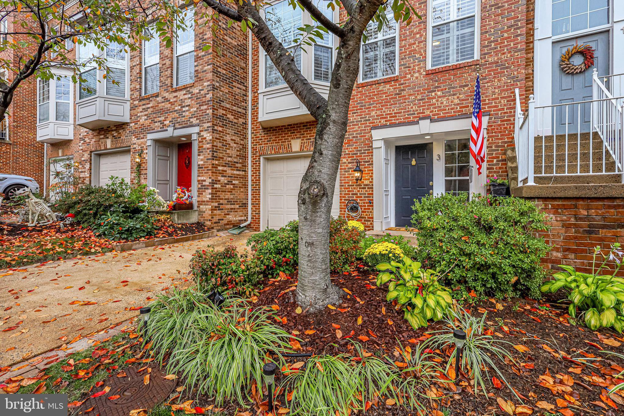 Alexandria, VA 22304,3 ARELL CT