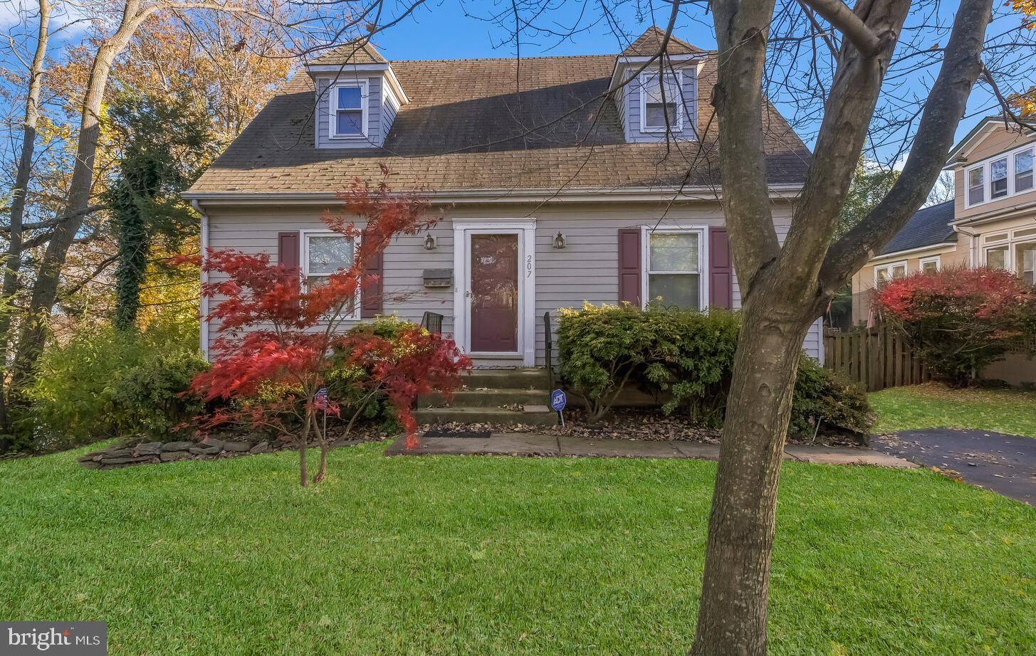 Morrisville, PA 19067,207 E MAPLE AVE