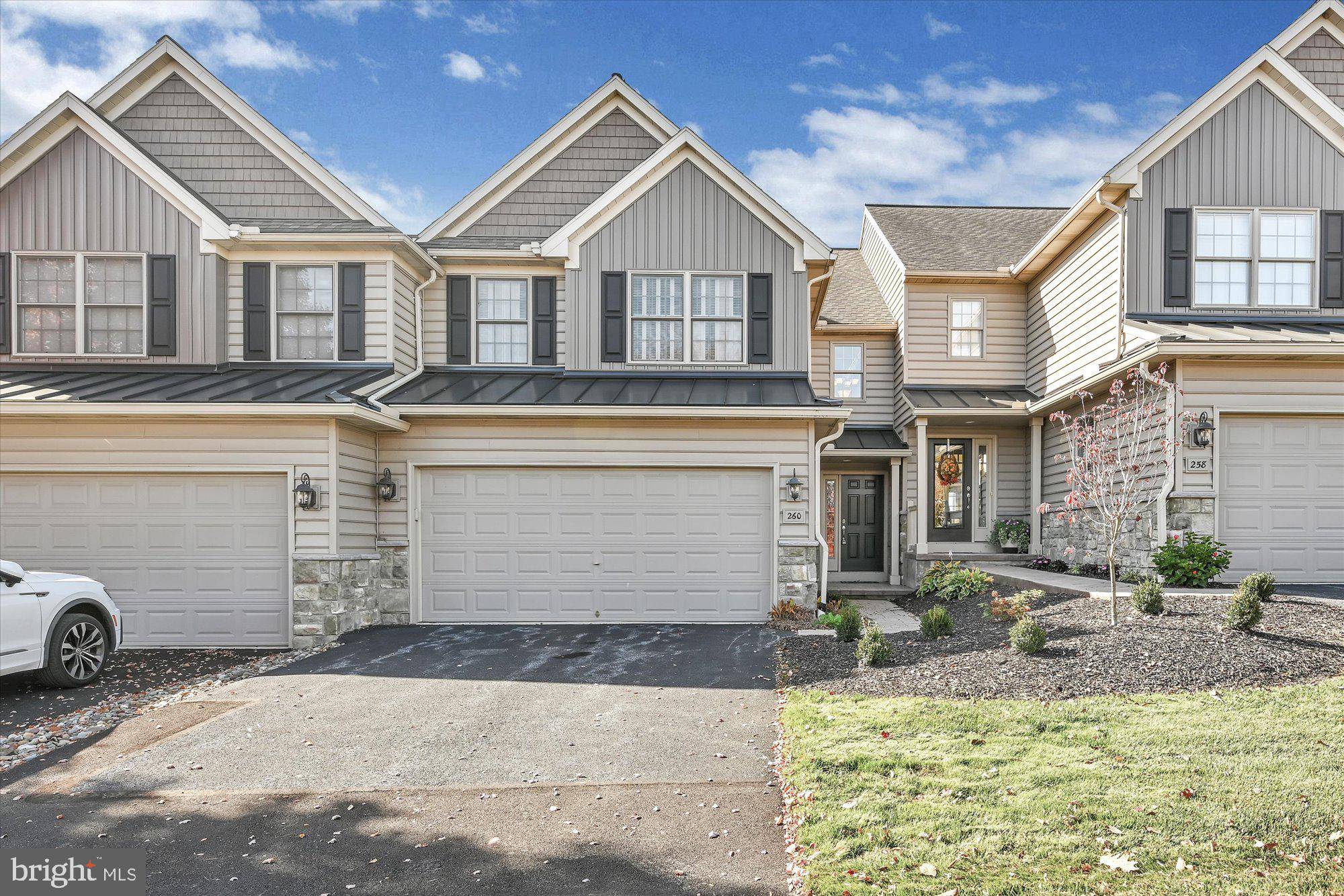 Ephrata, PA 17522,260 FIELDCREST LN