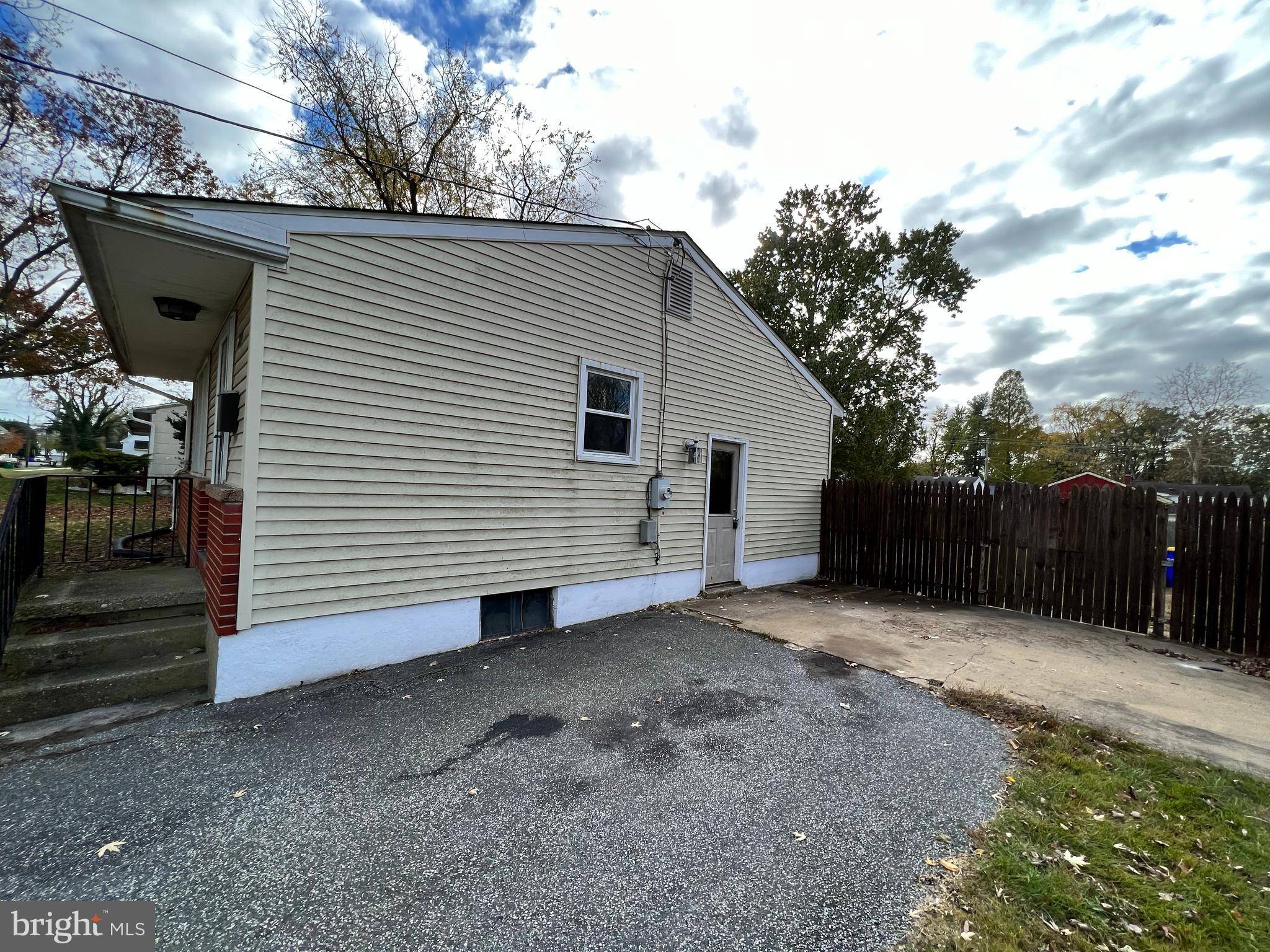 Seaford, DE 19973,210 N BRADFORD ST