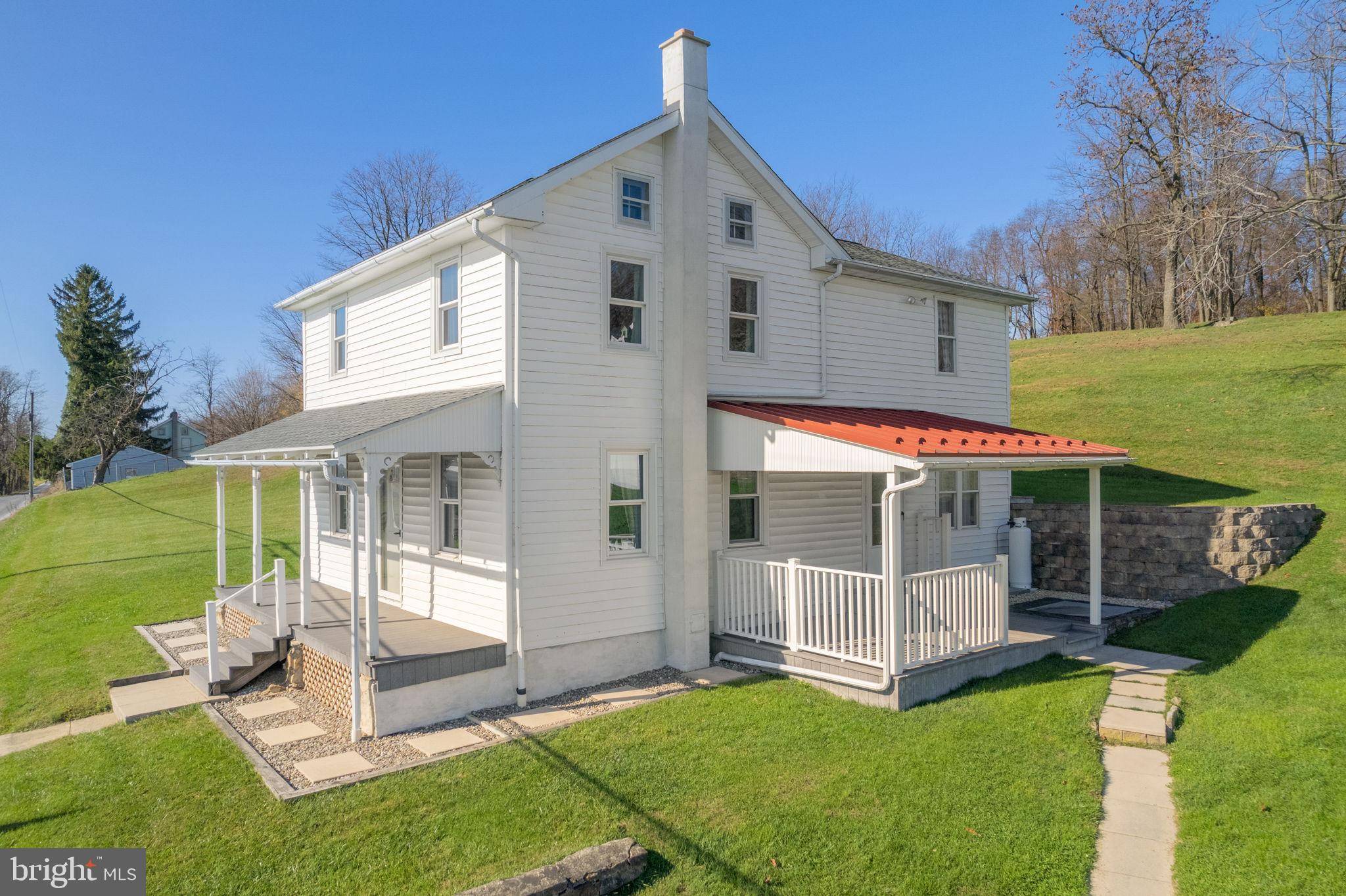 Paradise, PA 17562,4470 WHITE OAK RD