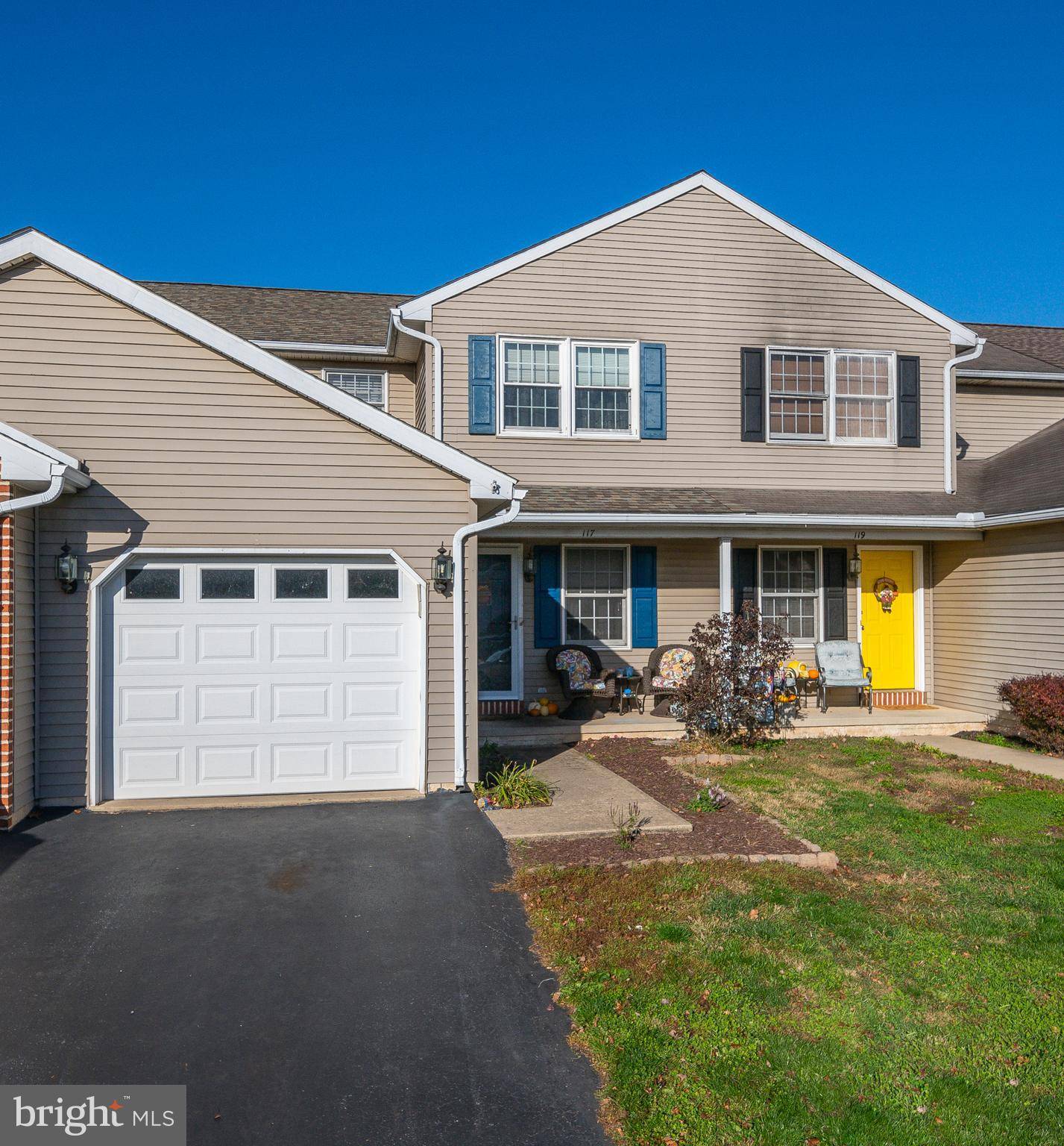 Reinholds, PA 17569,117 RED STONE CIR