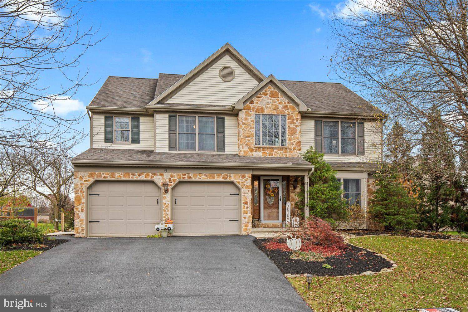 Lititz, PA 17543,9 LIMESTONE CT