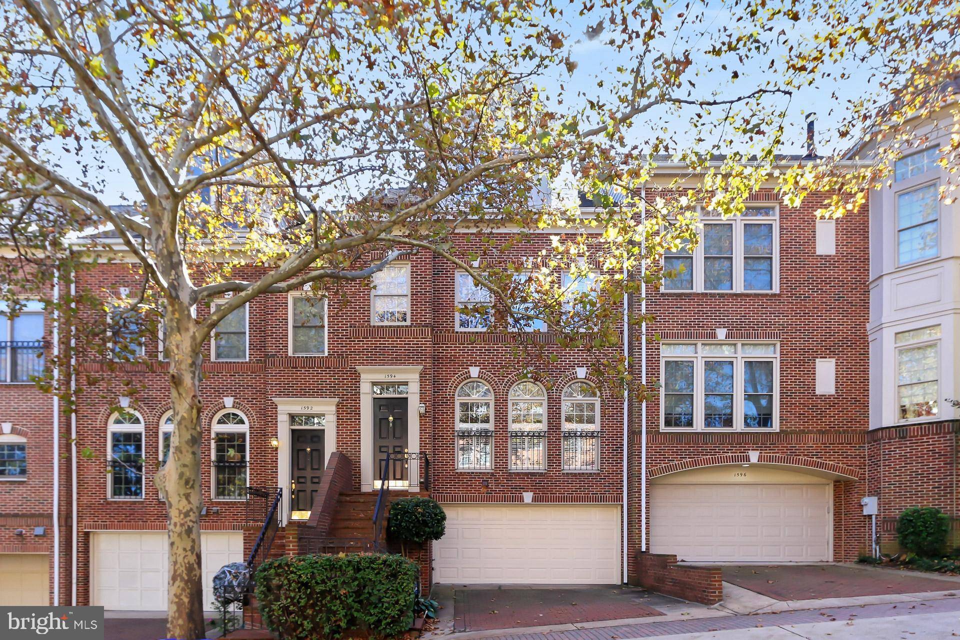 Arlington, VA 22209,1594 N COLONIAL TER