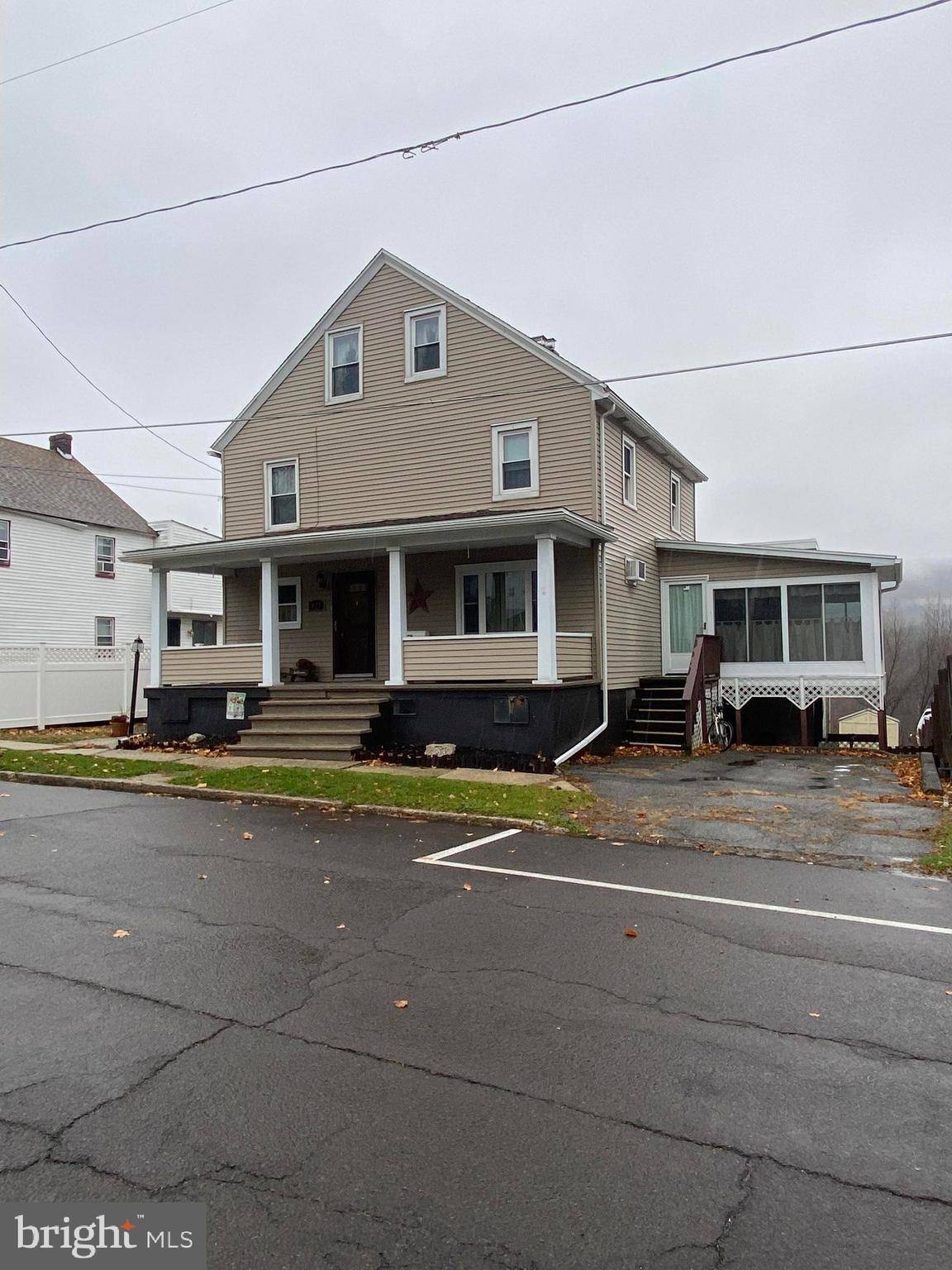 Lansford, PA 18232,827 E RIDGE ST #827