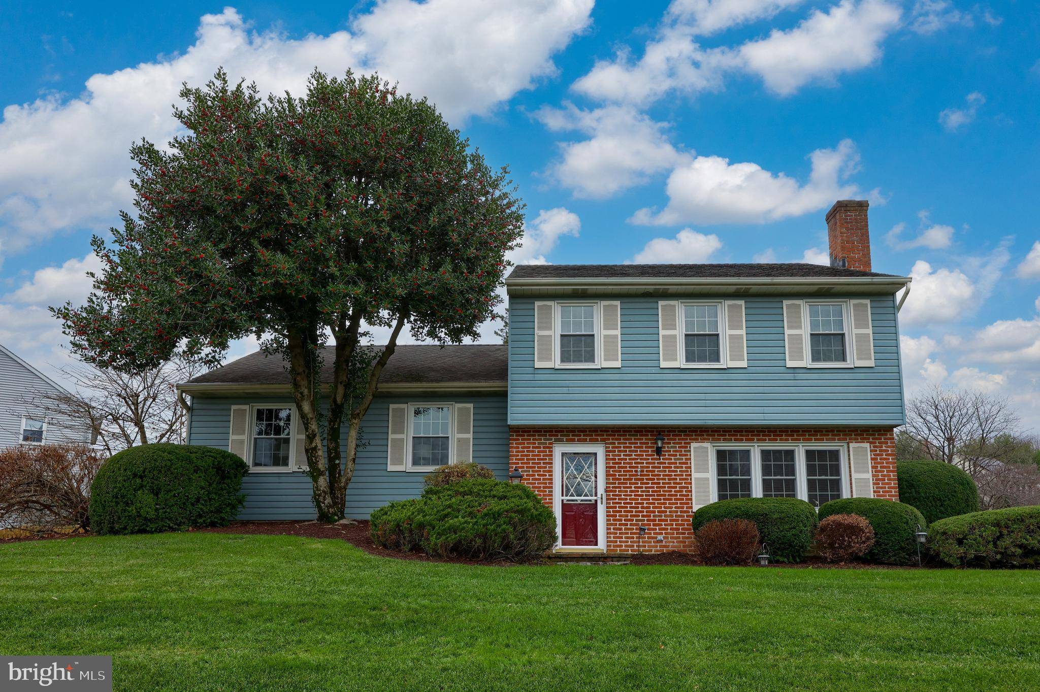 Lancaster, PA 17601,332 FAULKNER DR