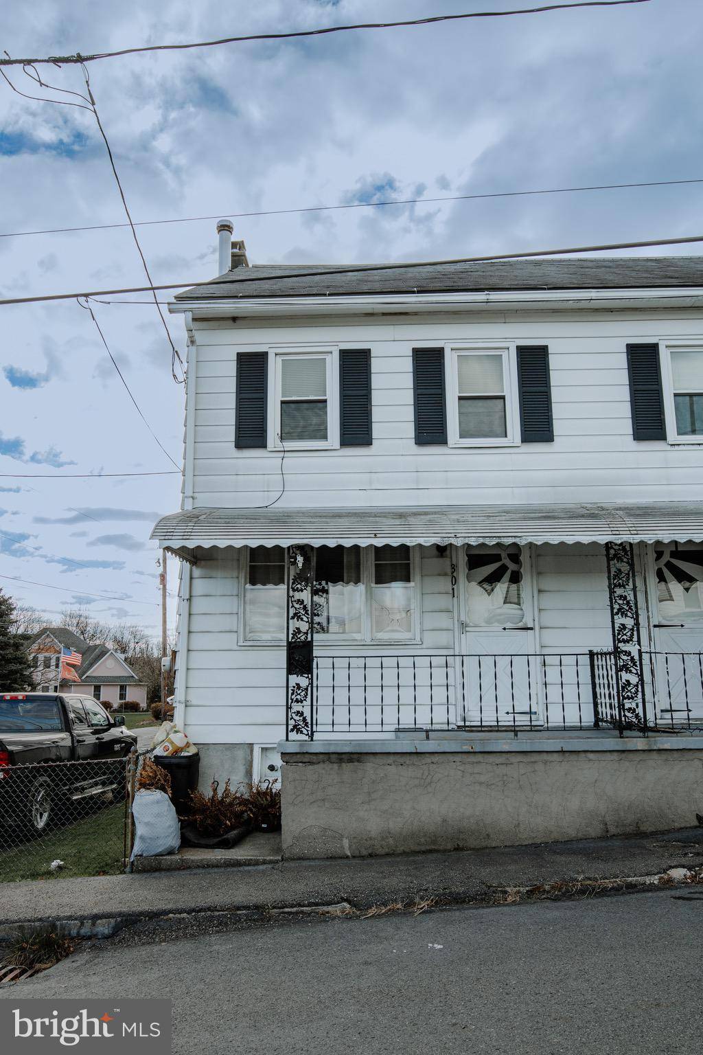 Minersville, PA 17954,301 POTTSVILLE ST