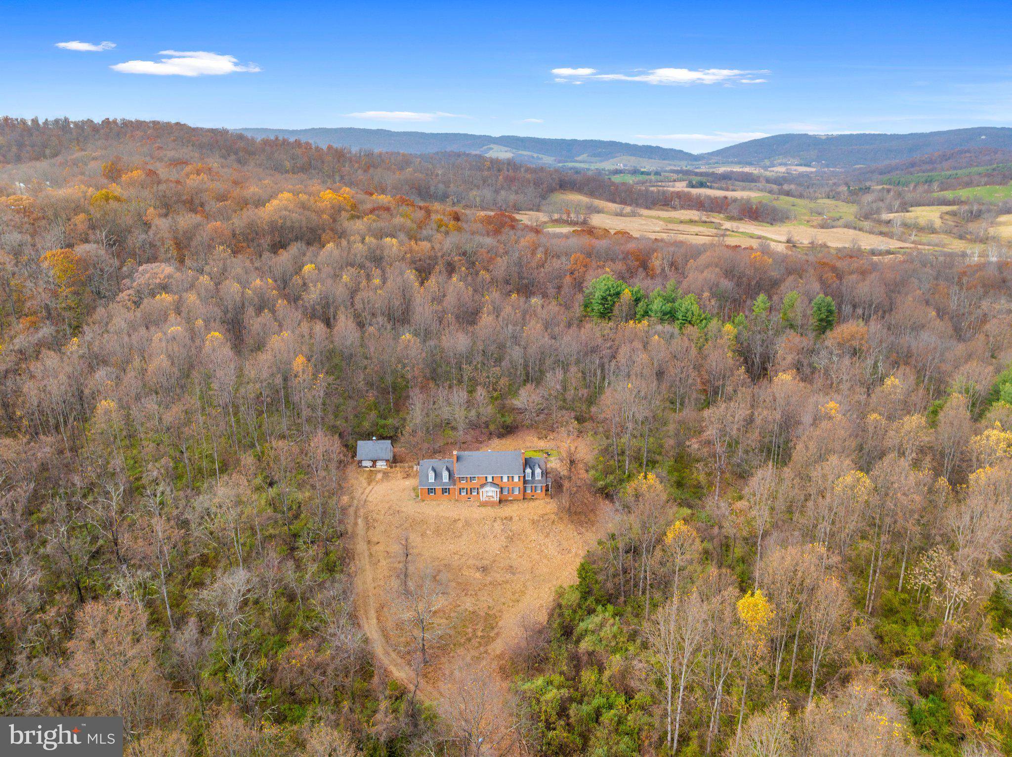 Delaplane, VA 20144,10076 POSSUM HOLLOW DR