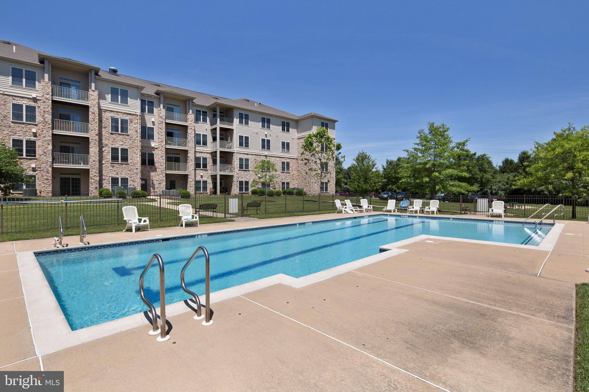 Newark, DE 19713,3000-UNIT FOUNTAINVIEW CIR #3413