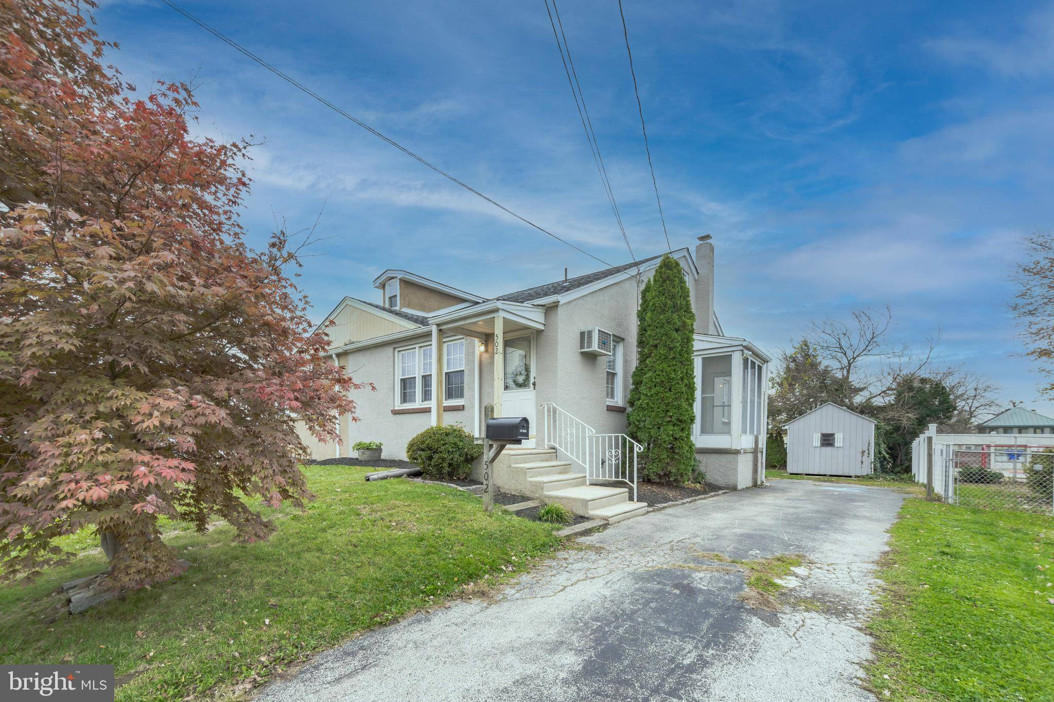 Glenolden, PA 19036,502 W GARDNER AVE