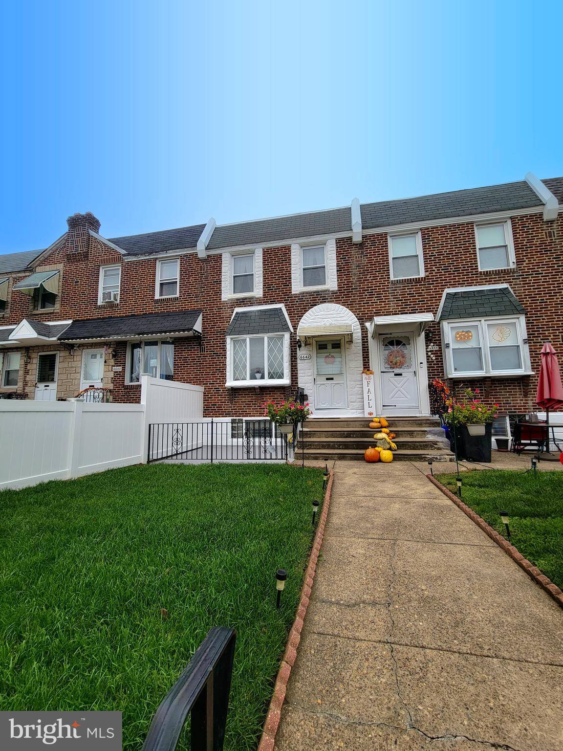 Philadelphia, PA 19135,6642 COTTAGE ST