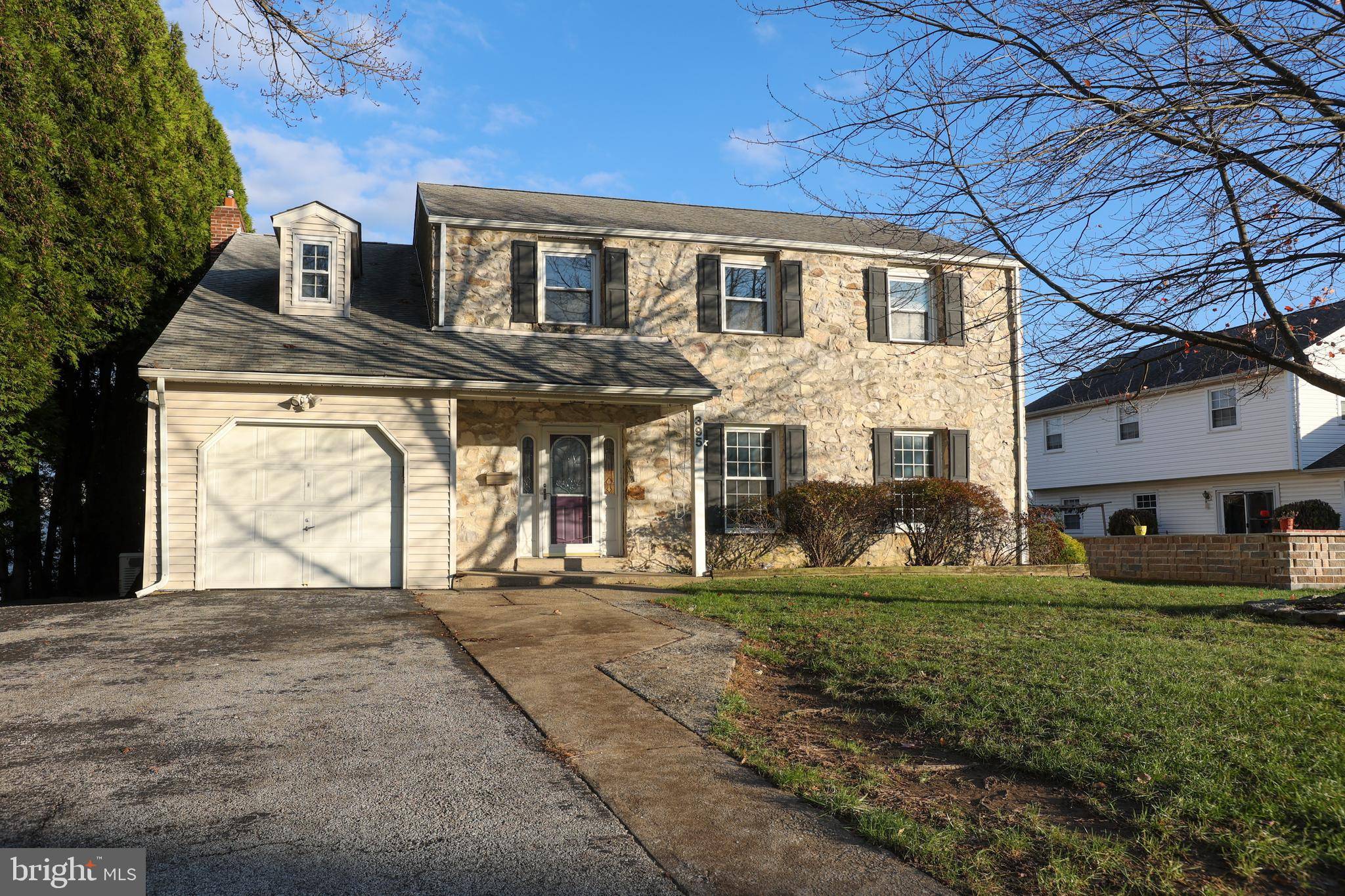 Springfield, PA 19064,395 HEMLOCK LN