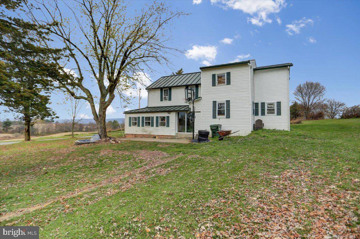 Shippensburg, PA 17257,272 FAIRVIEW RD