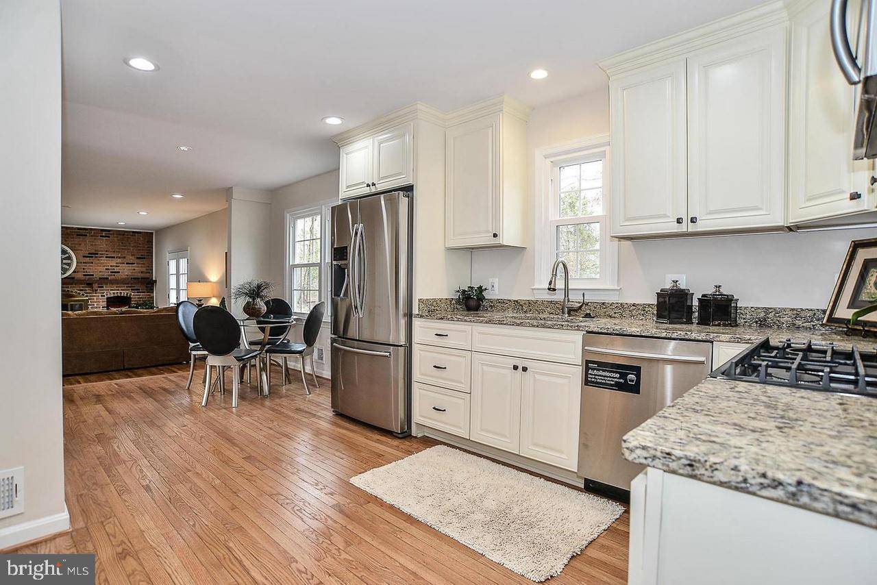 Alexandria, VA 22309,3702 CARRIAGE HOUSE CT