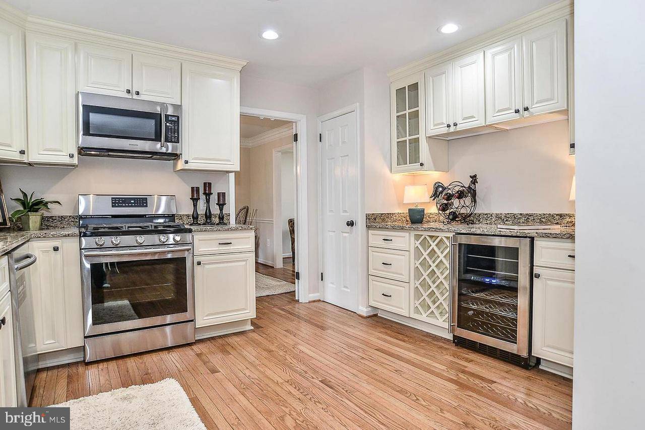 Alexandria, VA 22309,3702 CARRIAGE HOUSE CT