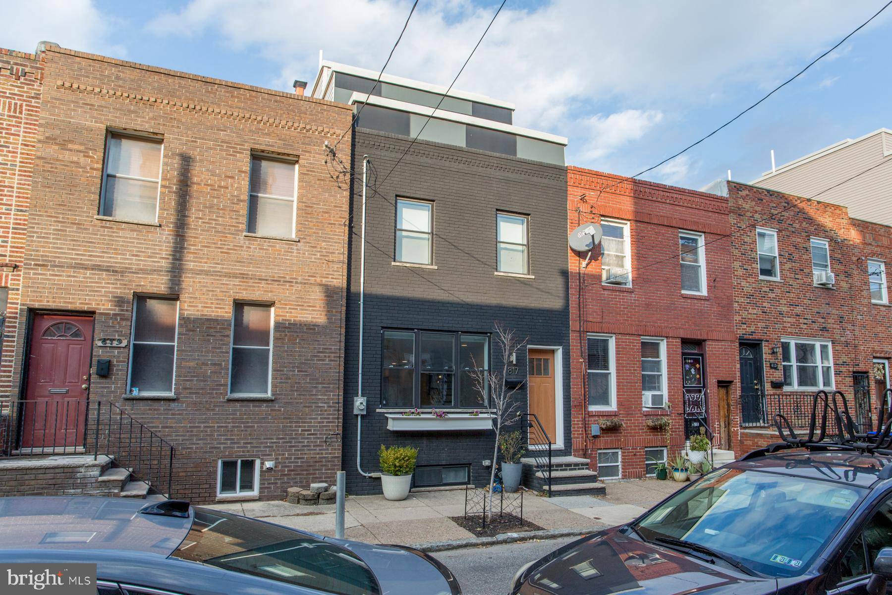 Philadelphia, PA 19148,817 FERNON ST