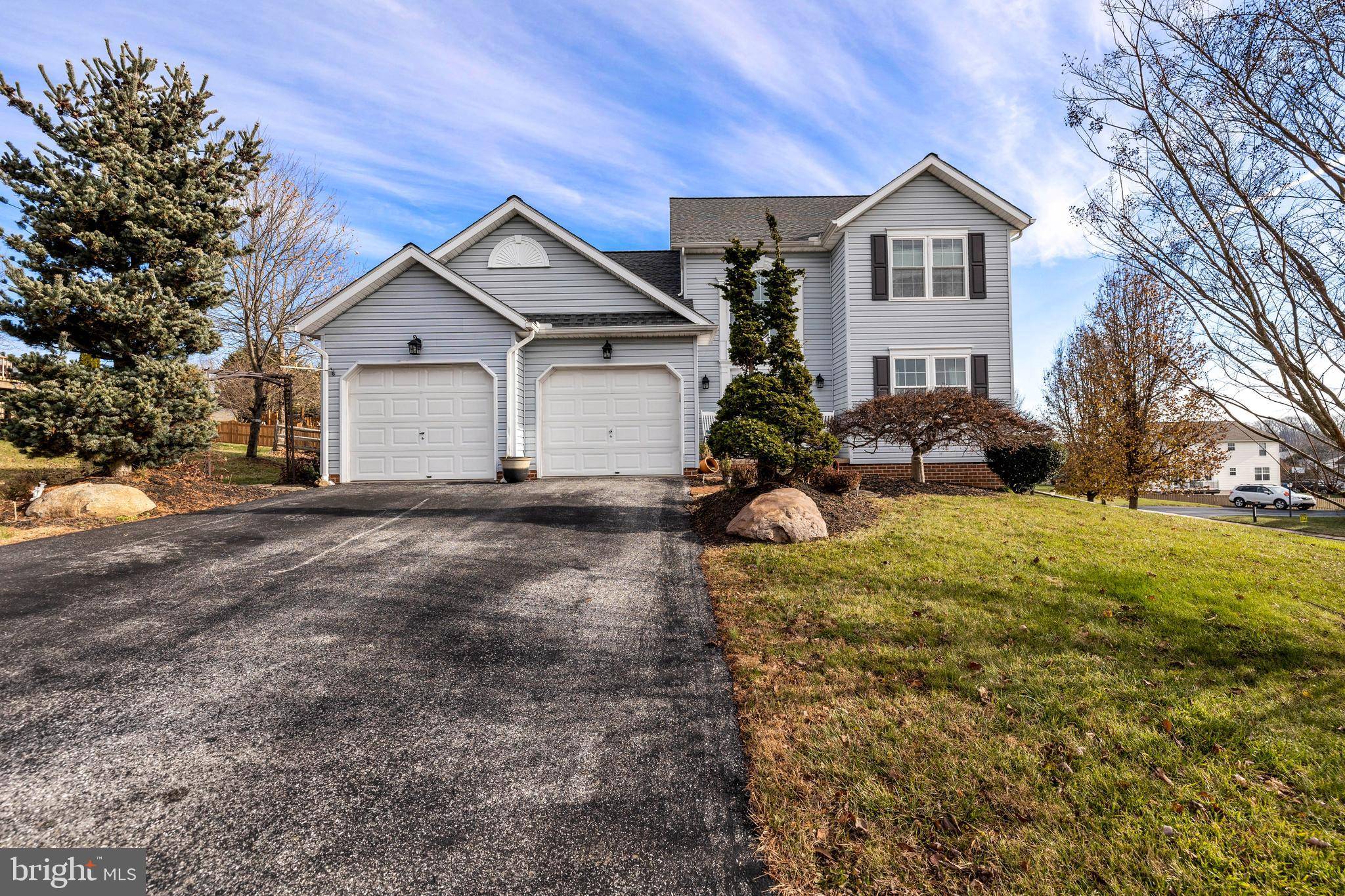 Stewartstown, PA 17363,105 YELLOWSTONE LN