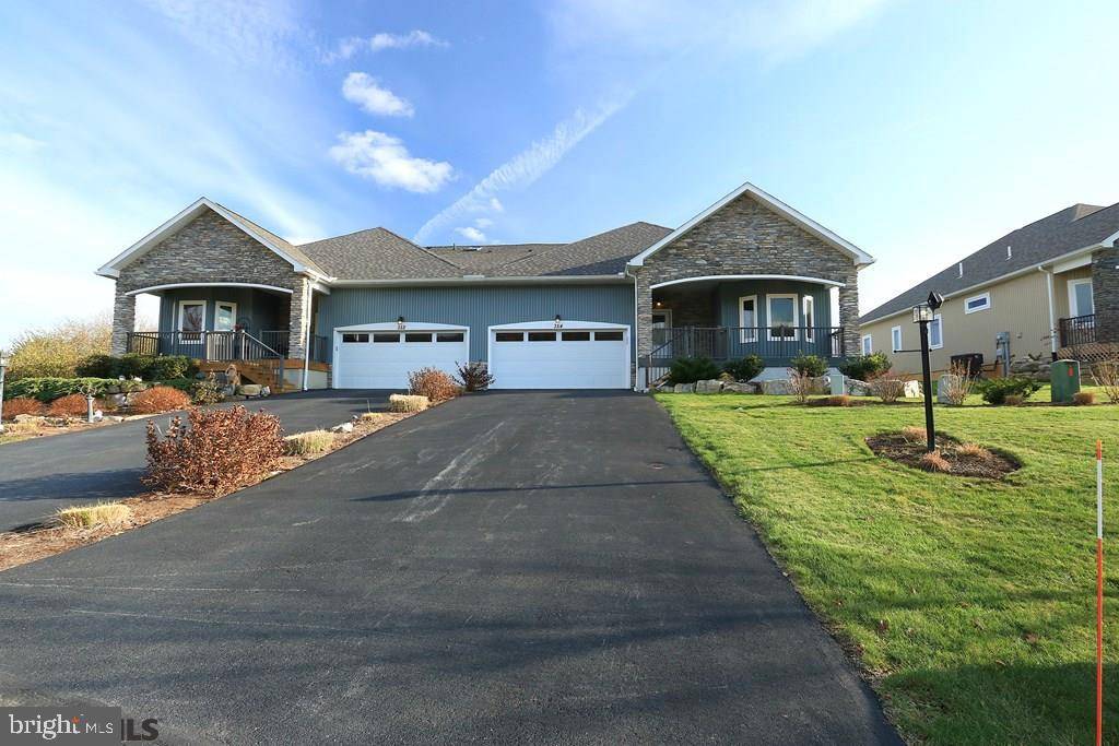 Bellefonte, PA 16823,354 MEADOW FLOWER LN