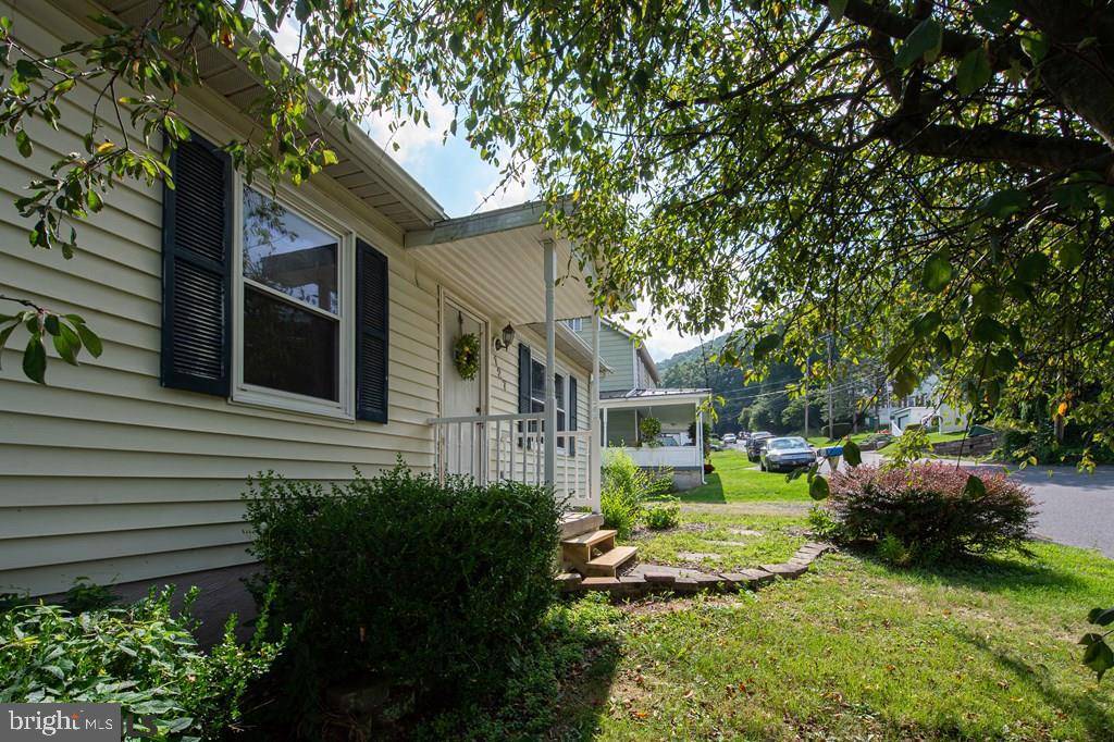 Reedsville, PA 17084,127 PINE ST