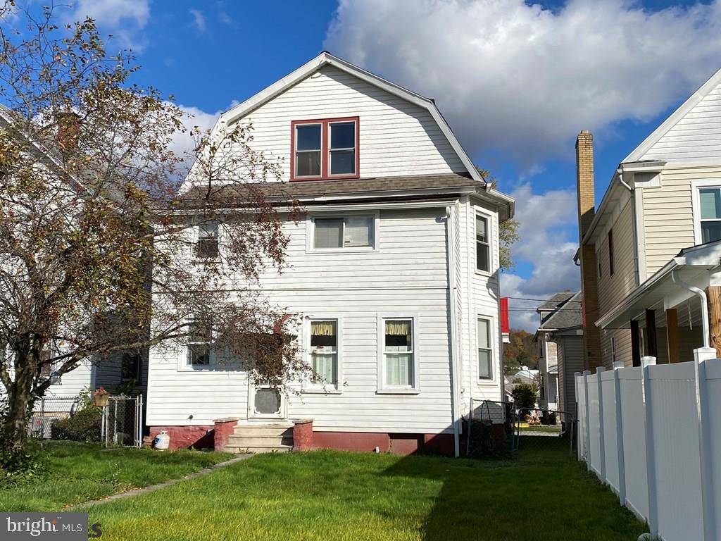 Tyrone, PA 16686,415 W 18TH ST