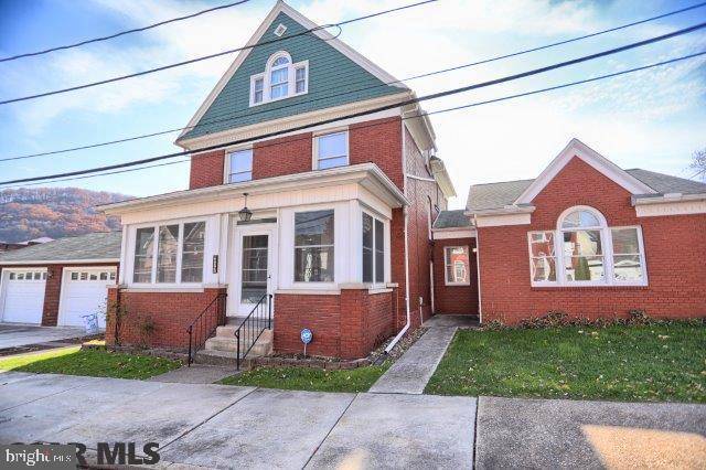 Tyrone, PA 16686,217 W 10TH ST