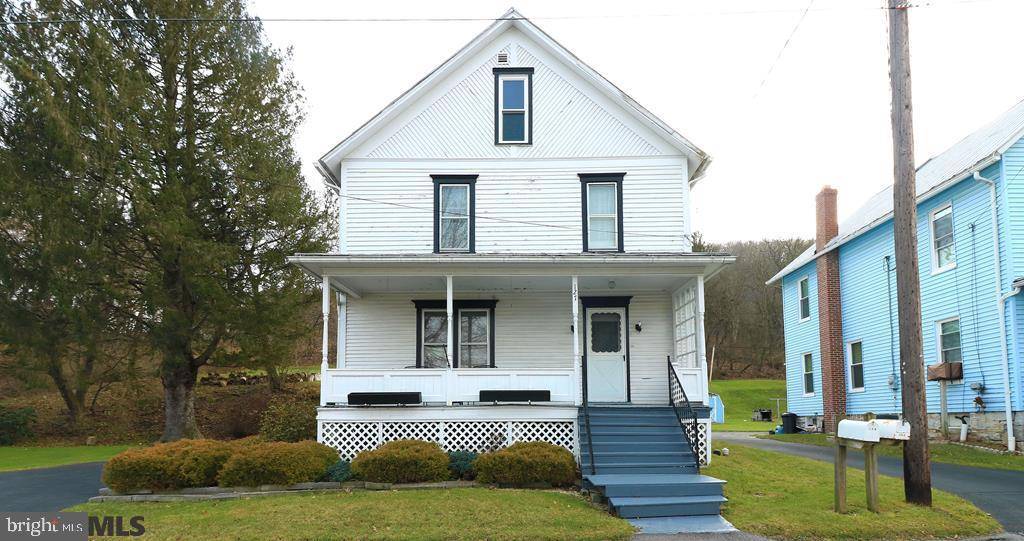 Spring Mills, PA 16875,127 LONG ST