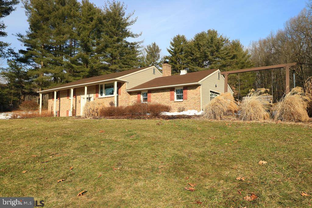 Port Matilda, PA 16870,114 POTTERS LN