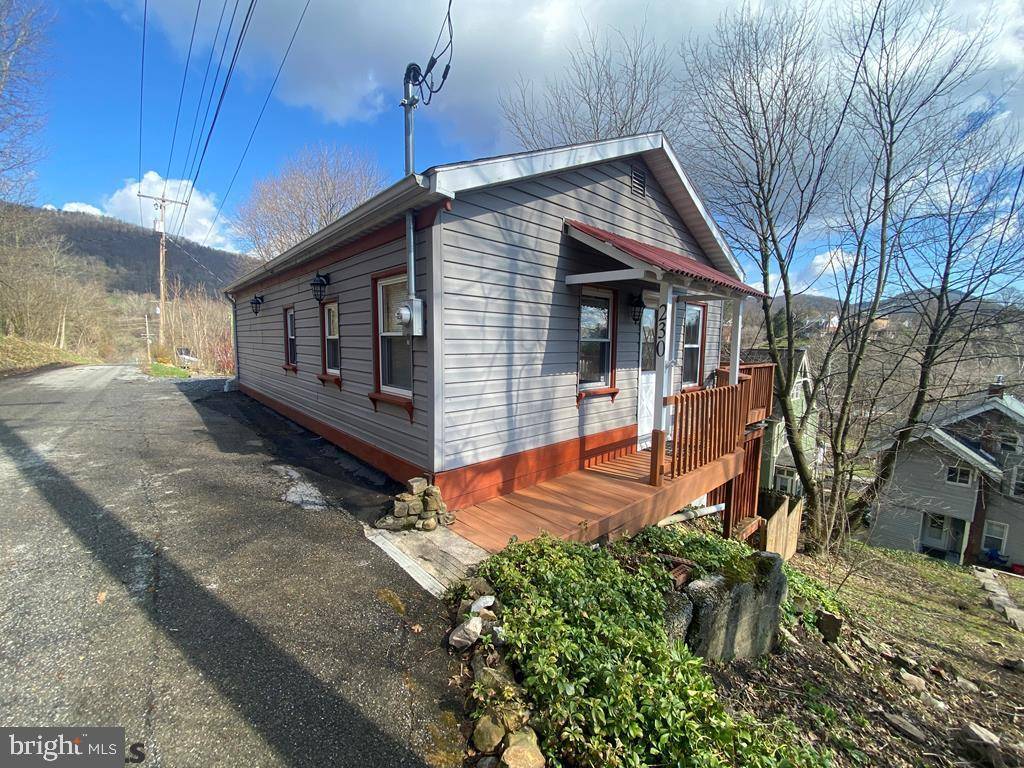 Bellefonte, PA 16823,230 SCOTT LN