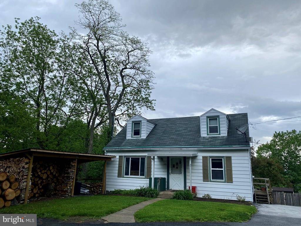 Pine Grove Mills, PA 16868,105 E CHESTNUT ST