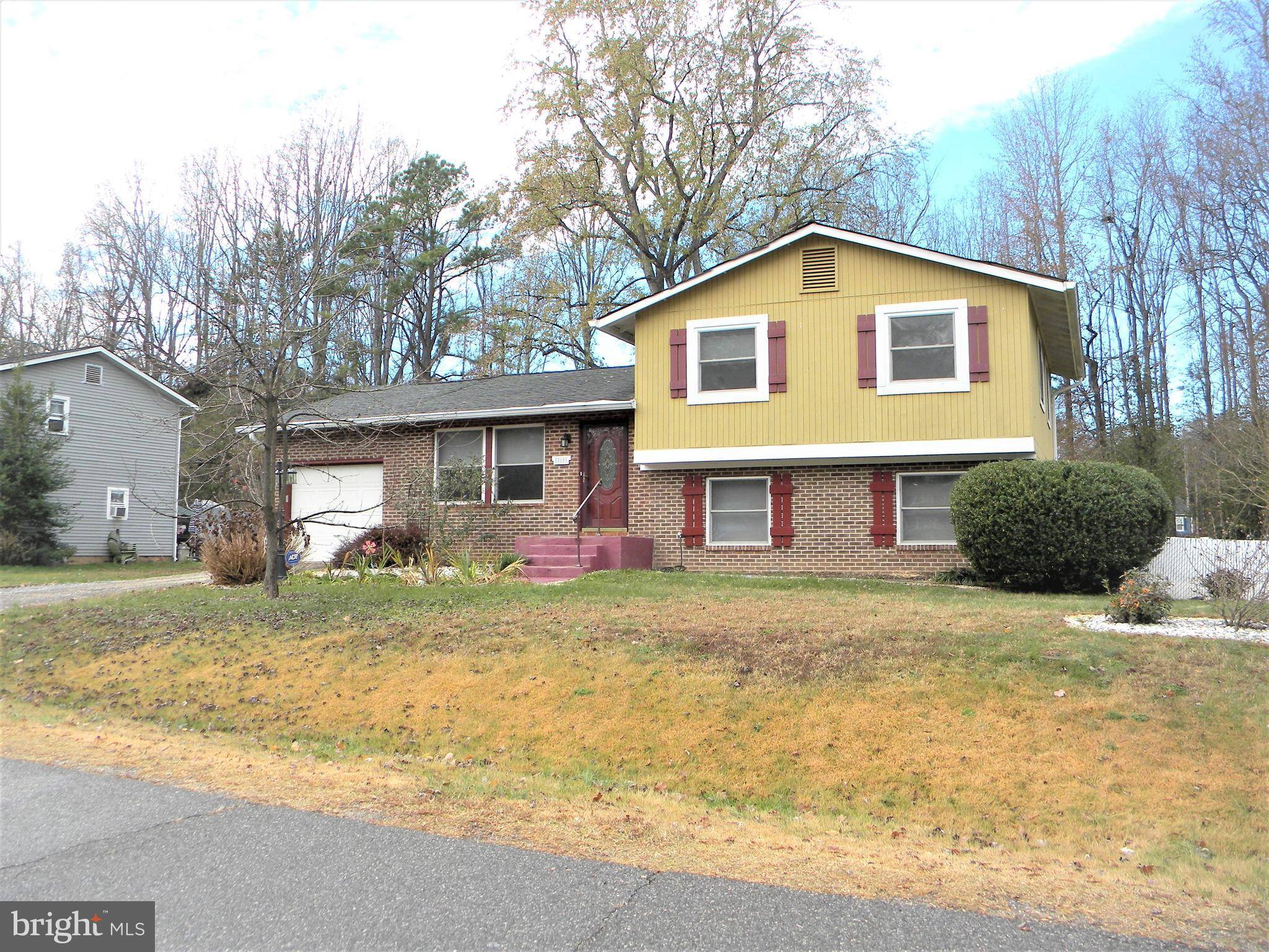 Spotsylvania, VA 22553,10608 ROBIN LN