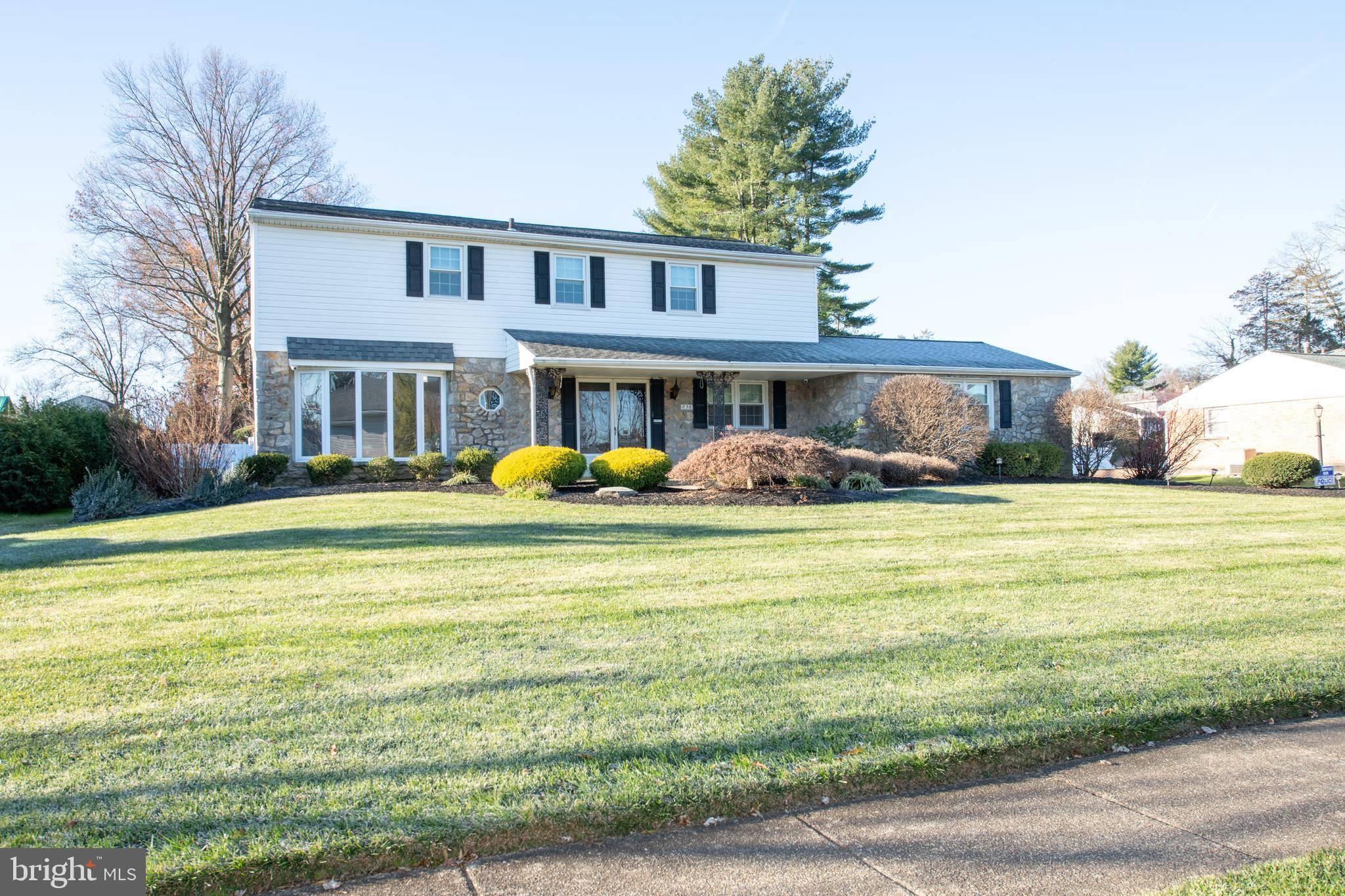 Huntingdon Valley, PA 19006,836 FURROW LN