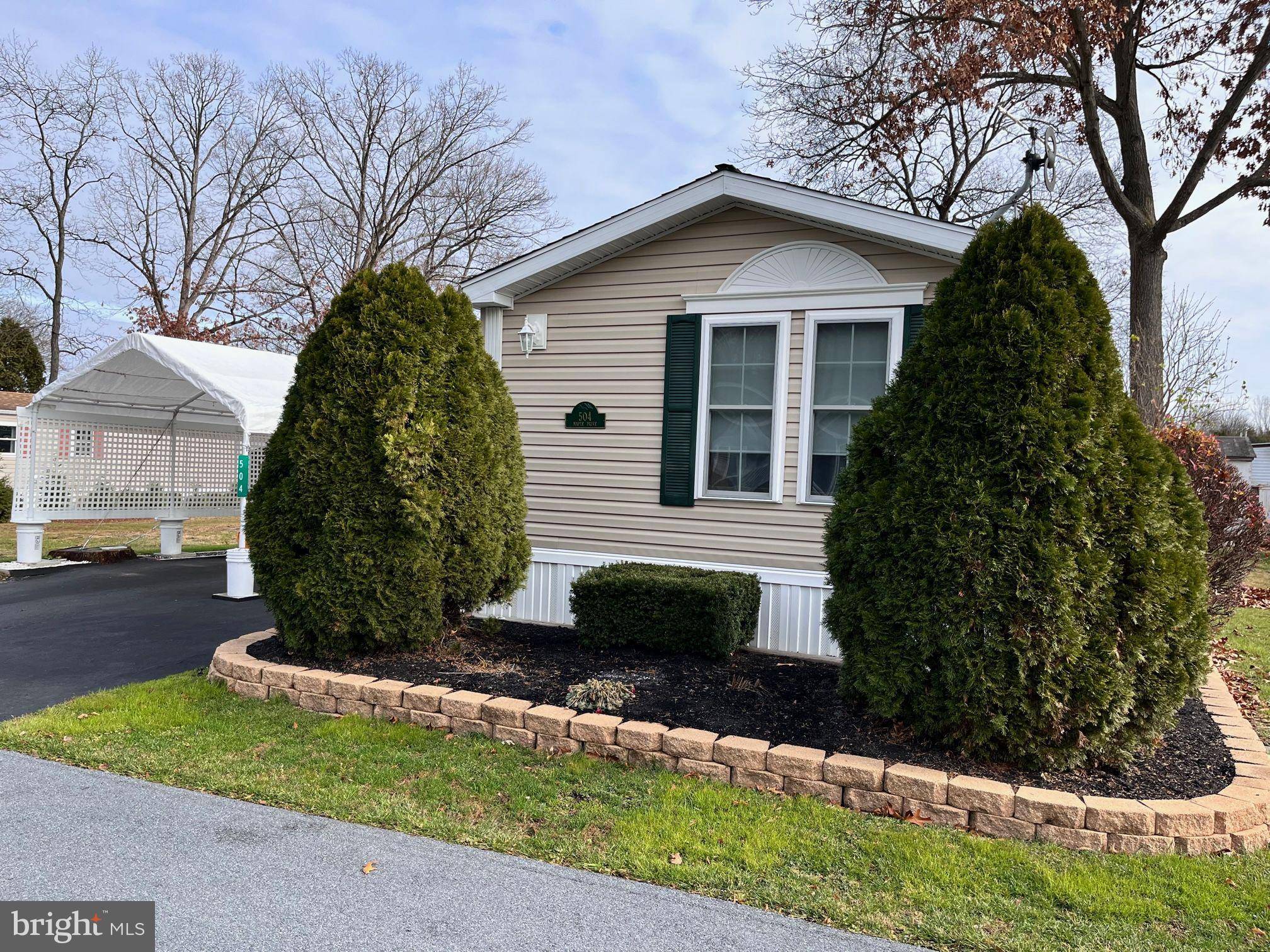 Green Lane, PA 18054,504 MAPLE DR