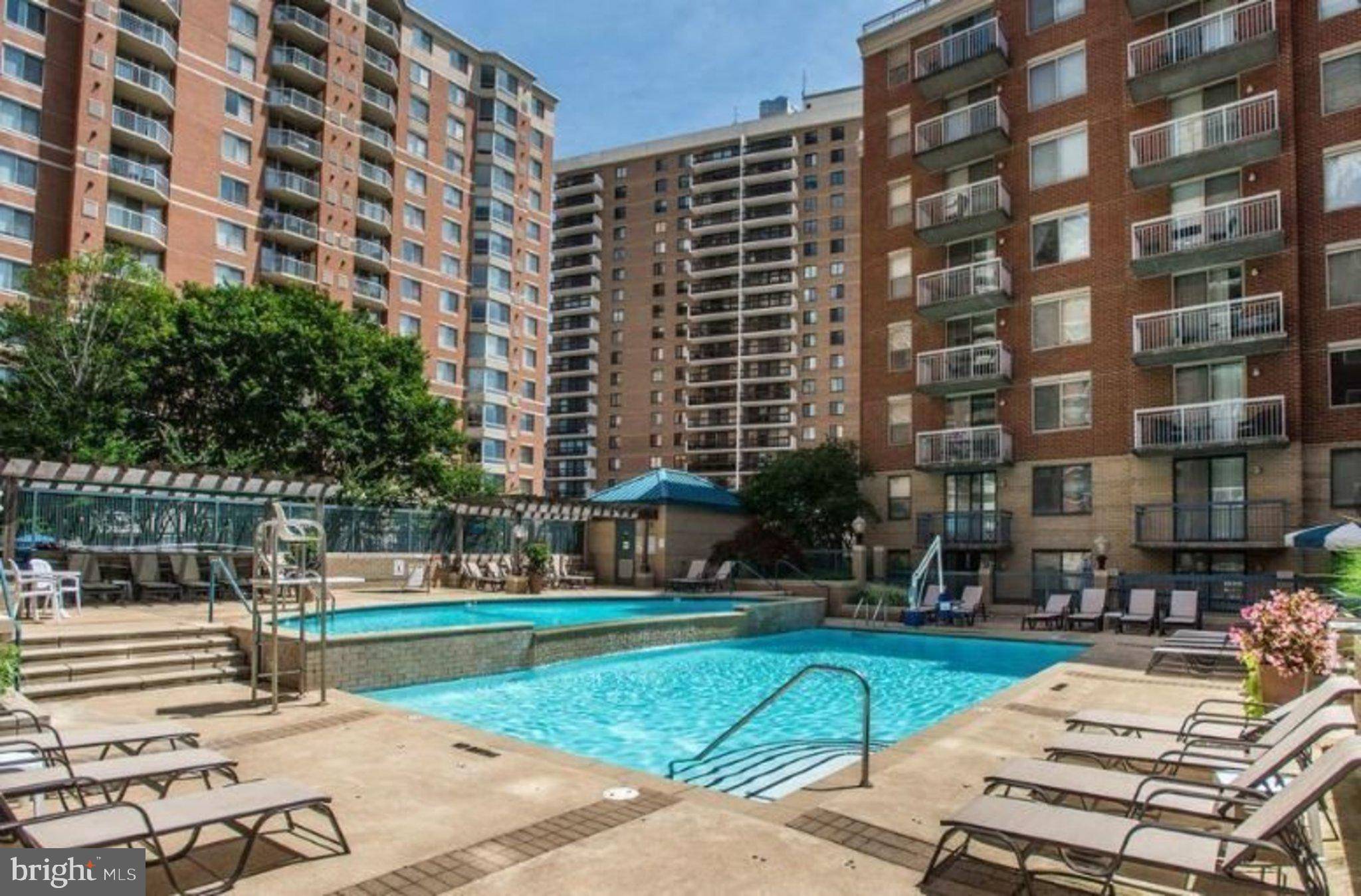 Arlington, VA 22203,3835 9TH ST N #1008E