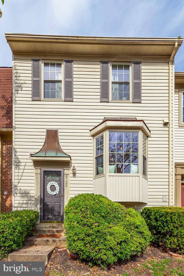 Burke, VA 22015,5725 BURKE TOWNE CT