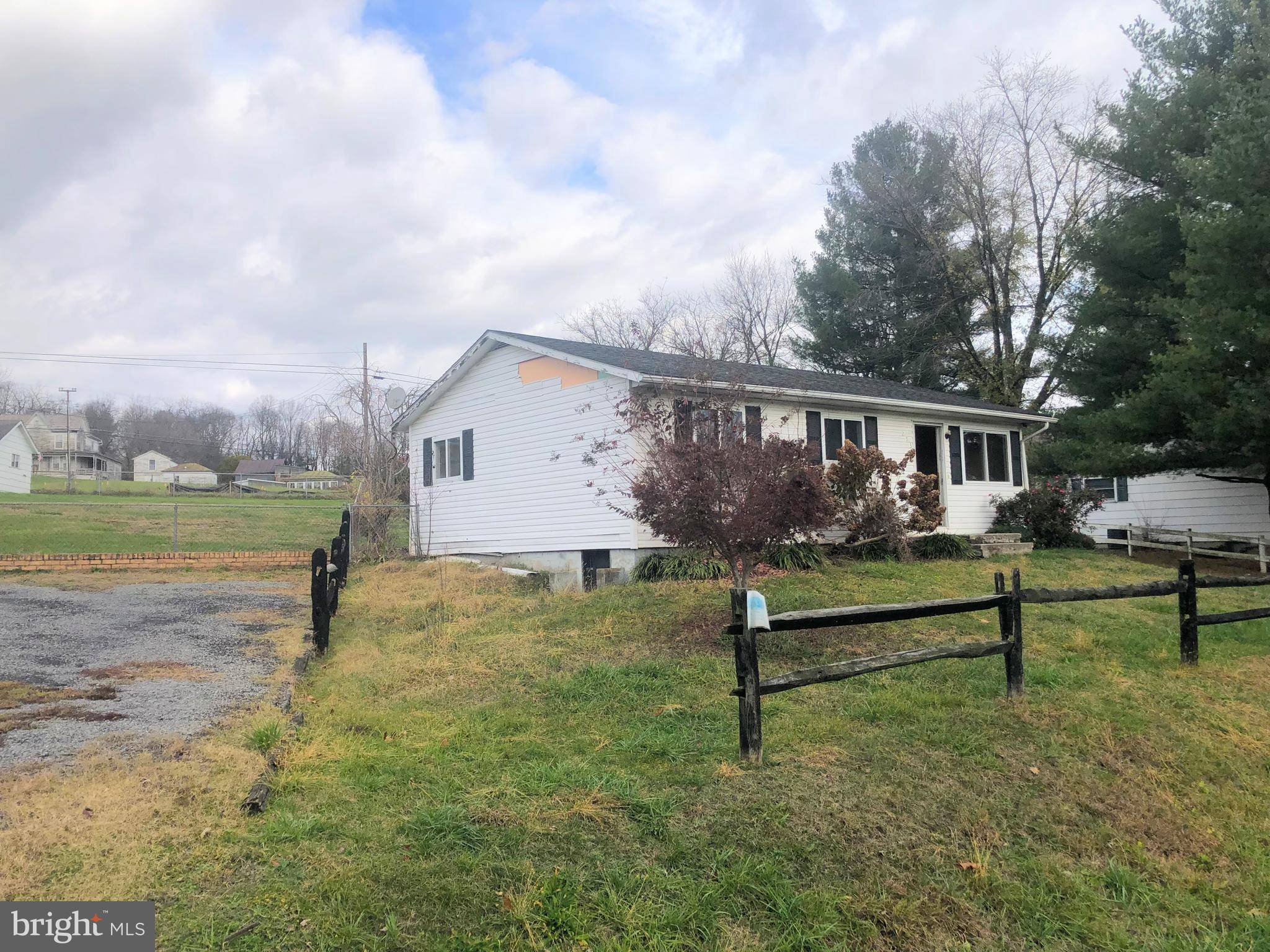 Timberville, VA 22853,273 RIVERSIDE DR E