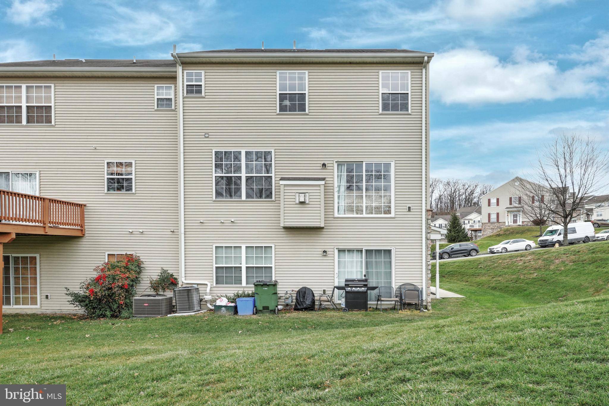 York, PA 17406,421 MARION #421