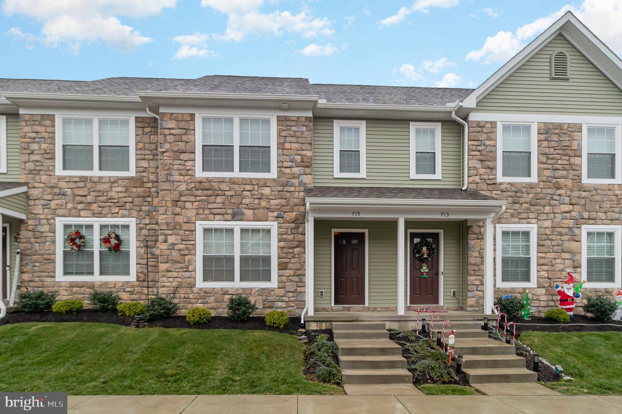 Lebanon, PA 17042,715 FARMWOOD LN