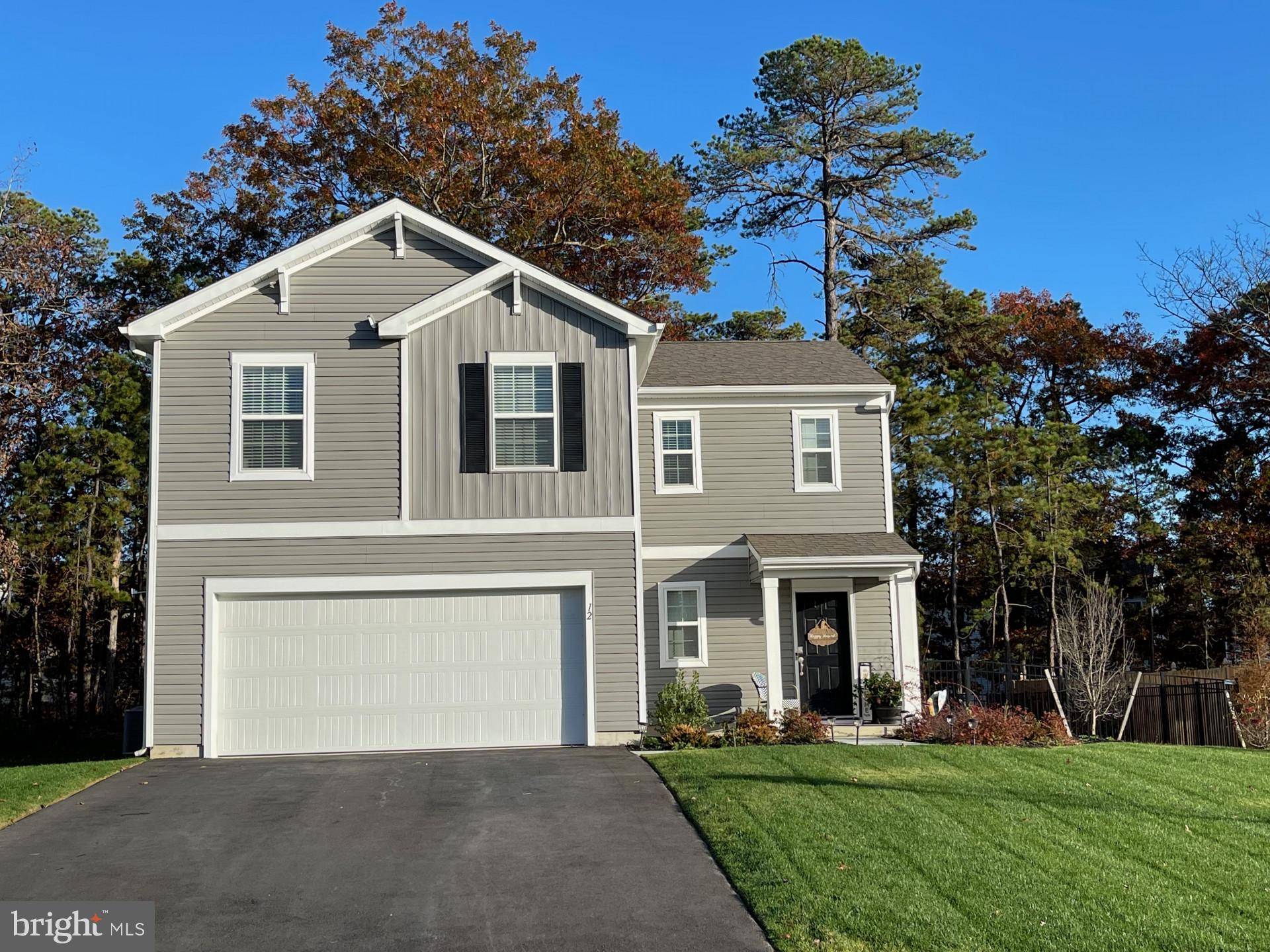 Mays Landing, NJ 08330,12 PIN OAK DR