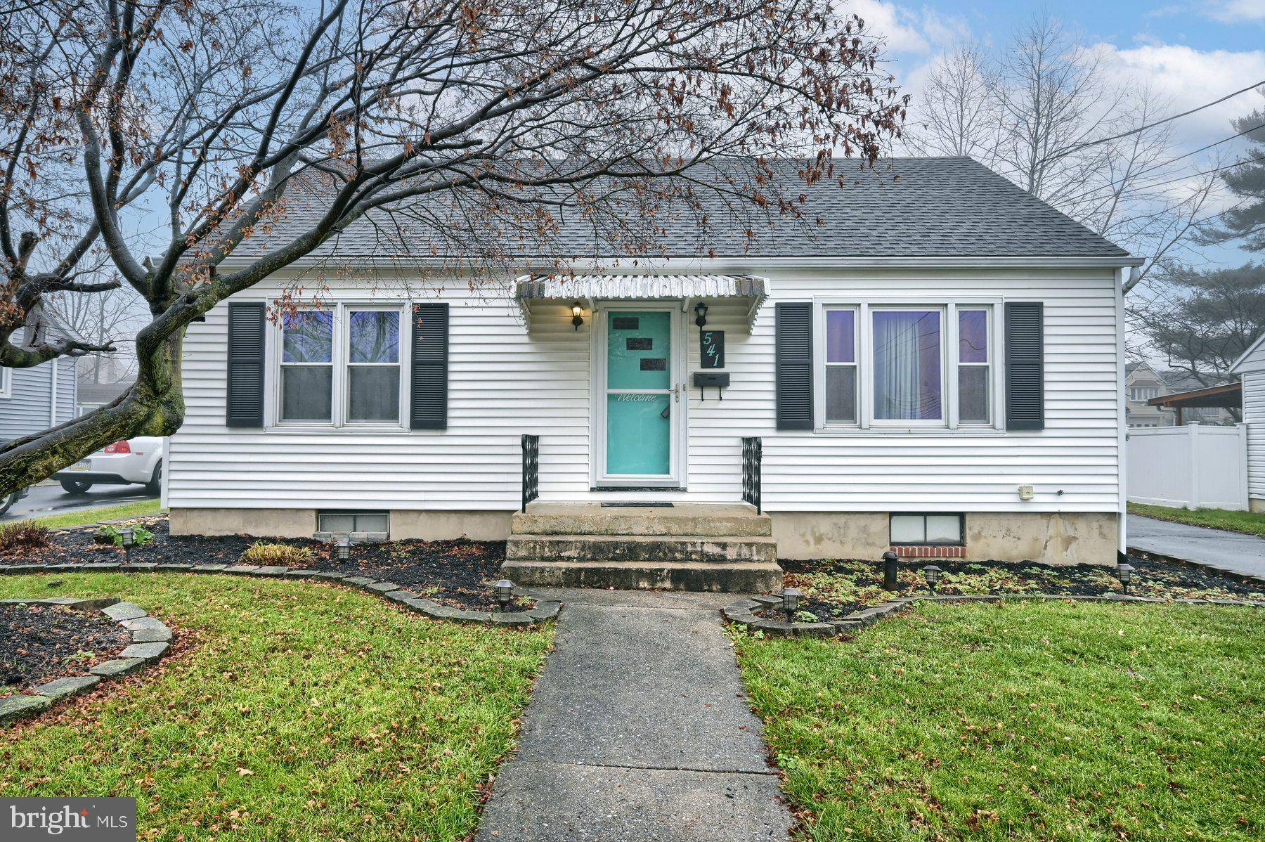 Cleona, PA 17042,541 W LOCUST ST