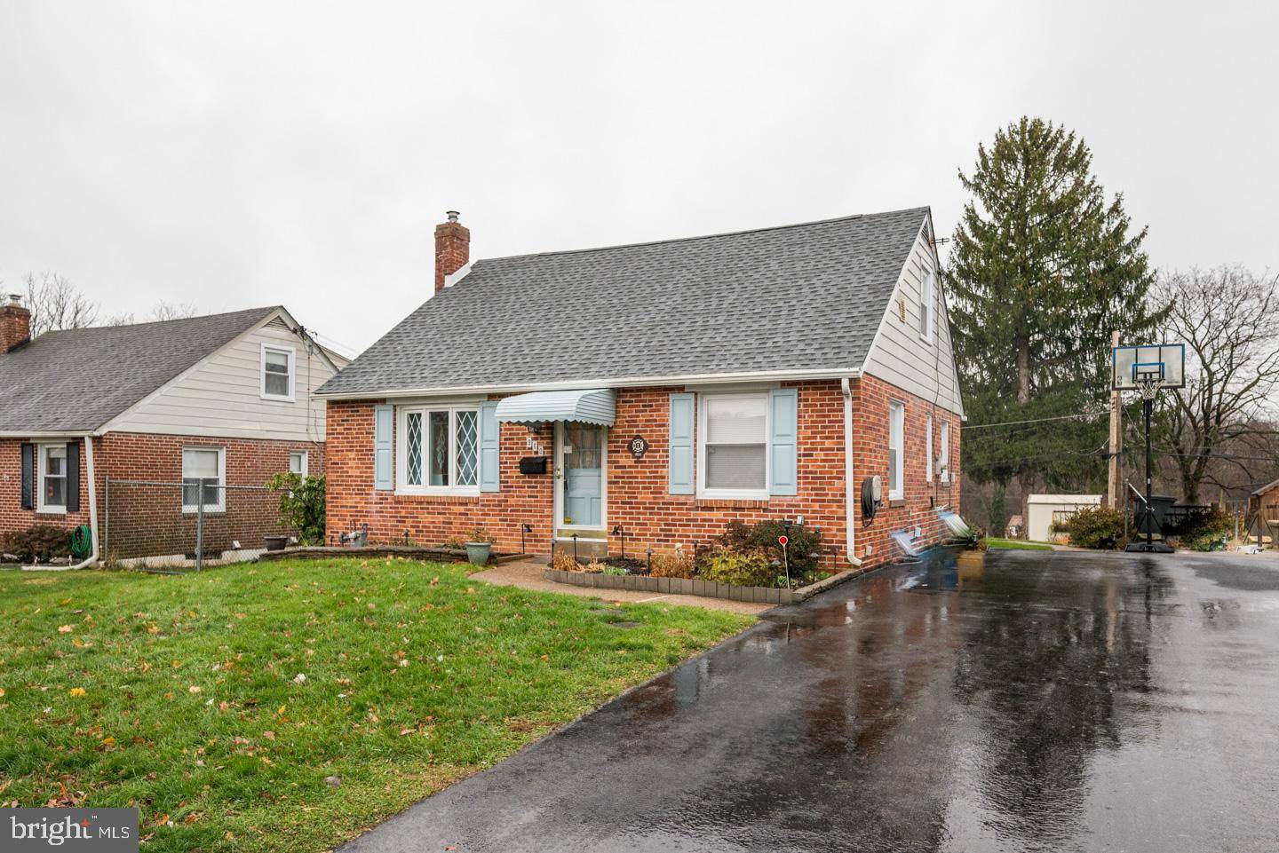 Springfield, PA 19064,960 GREENBRIAR LN