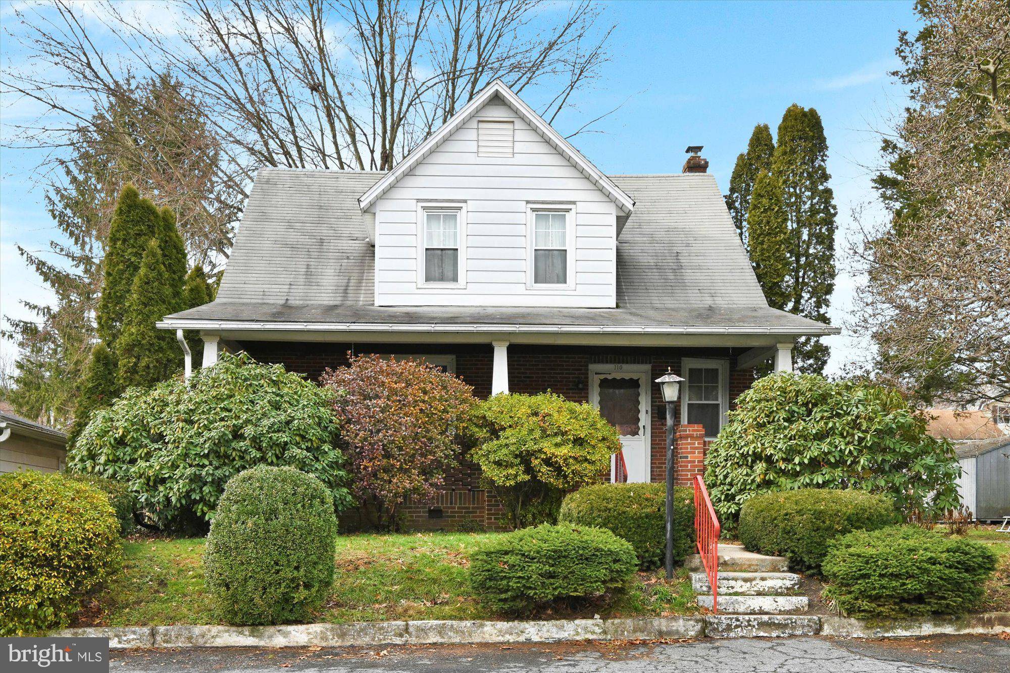 Pine Grove, PA 17963,110 MIFFLIN ST