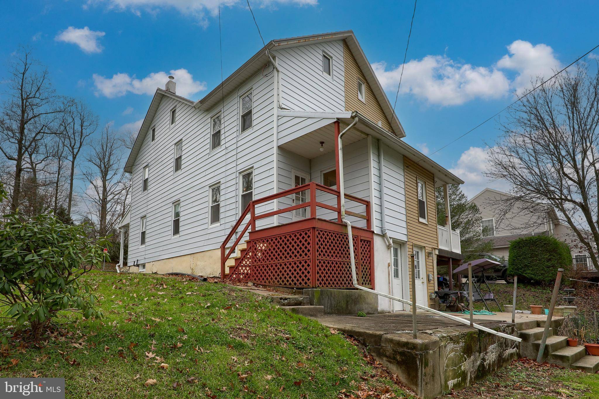 Mohnton, PA 19540,191 W MADISON ST