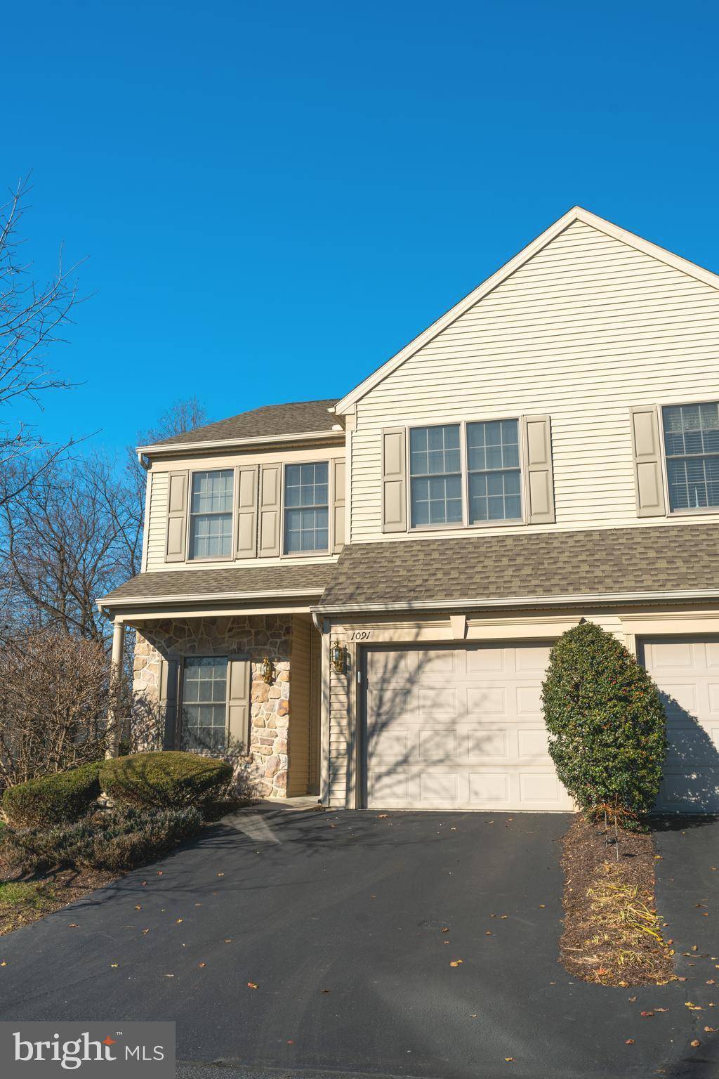 Mechanicsburg, PA 17050,1091 PEBBLE CT