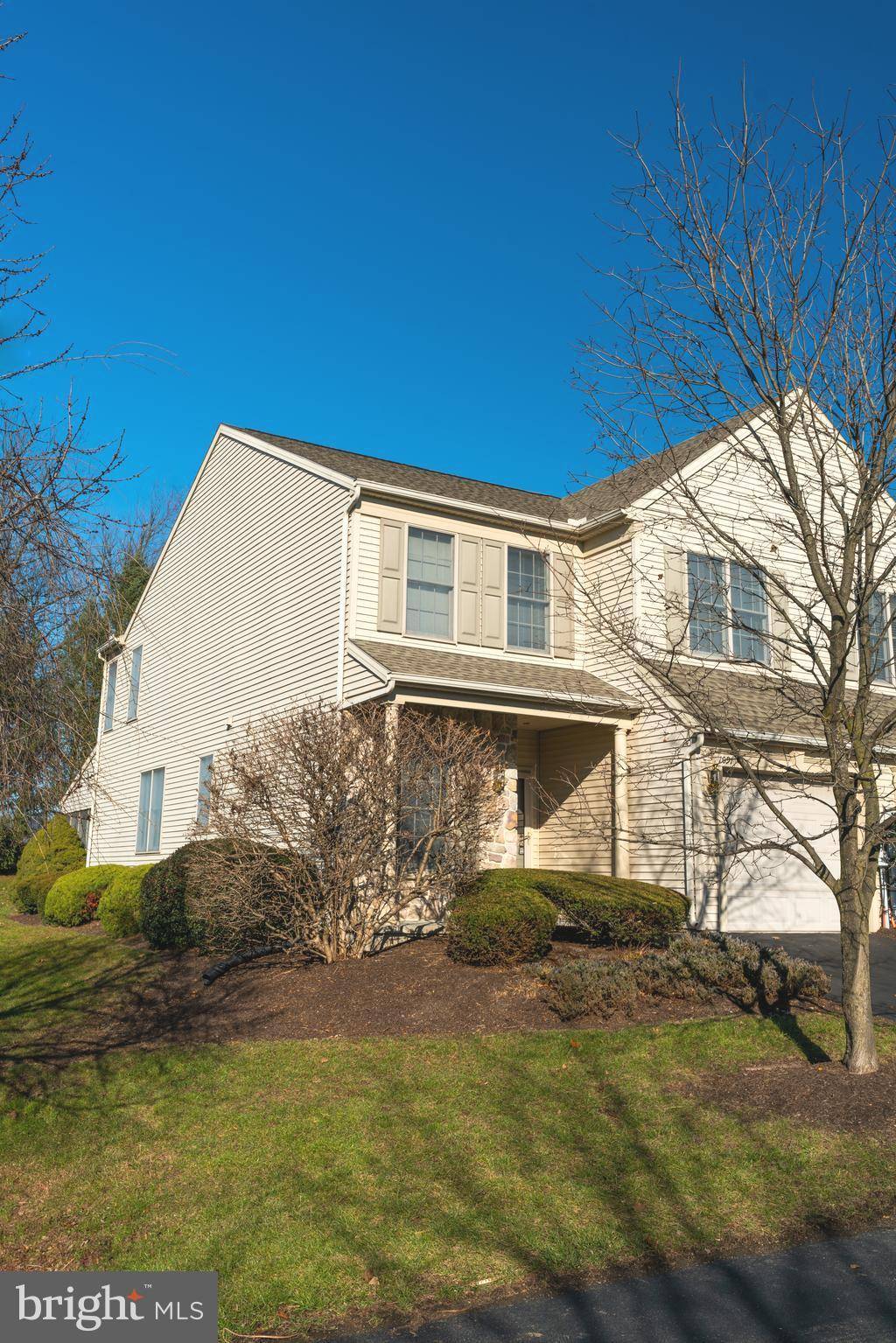 Mechanicsburg, PA 17050,1091 PEBBLE CT