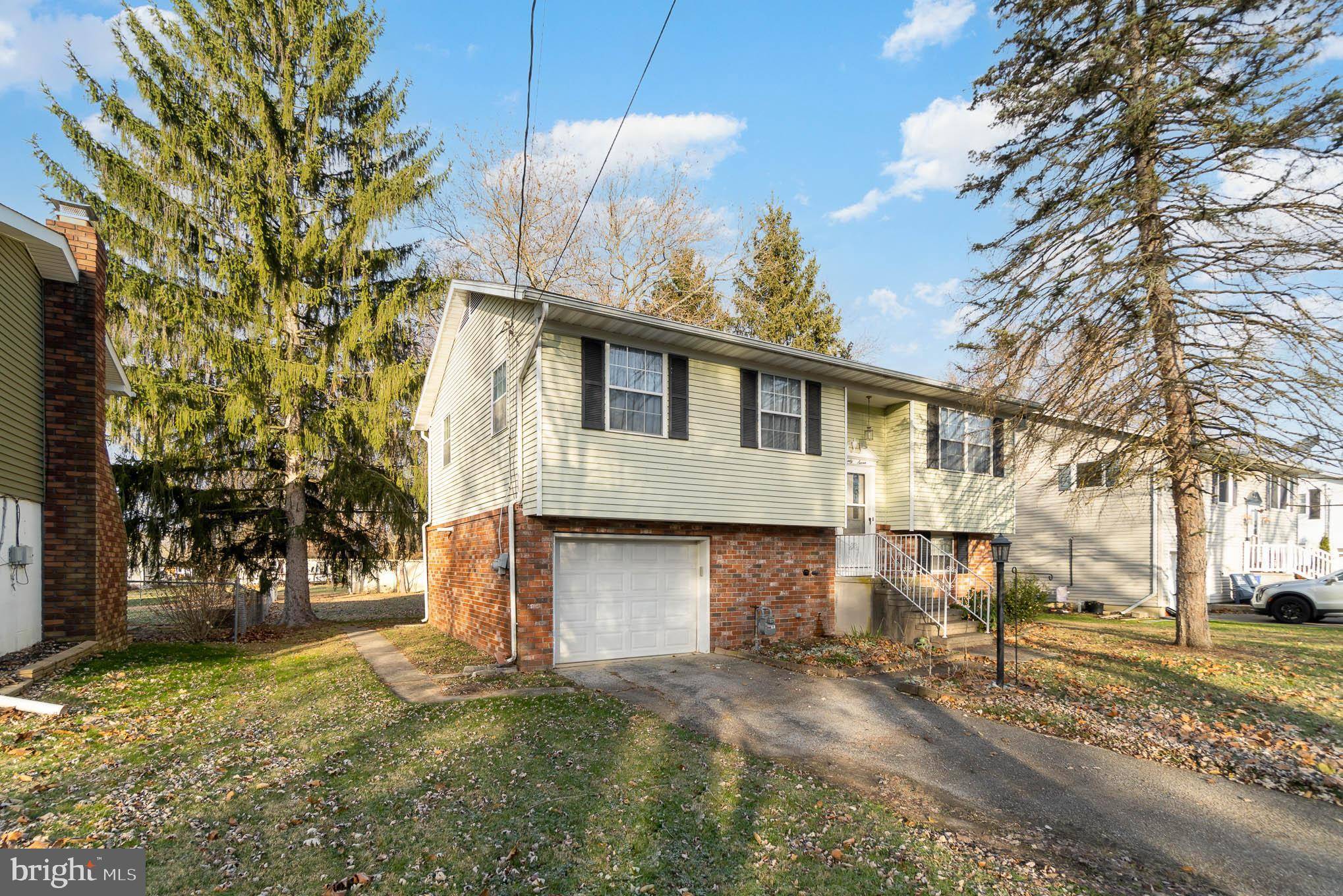 Hanover, PA 17331,27 SHERMAN